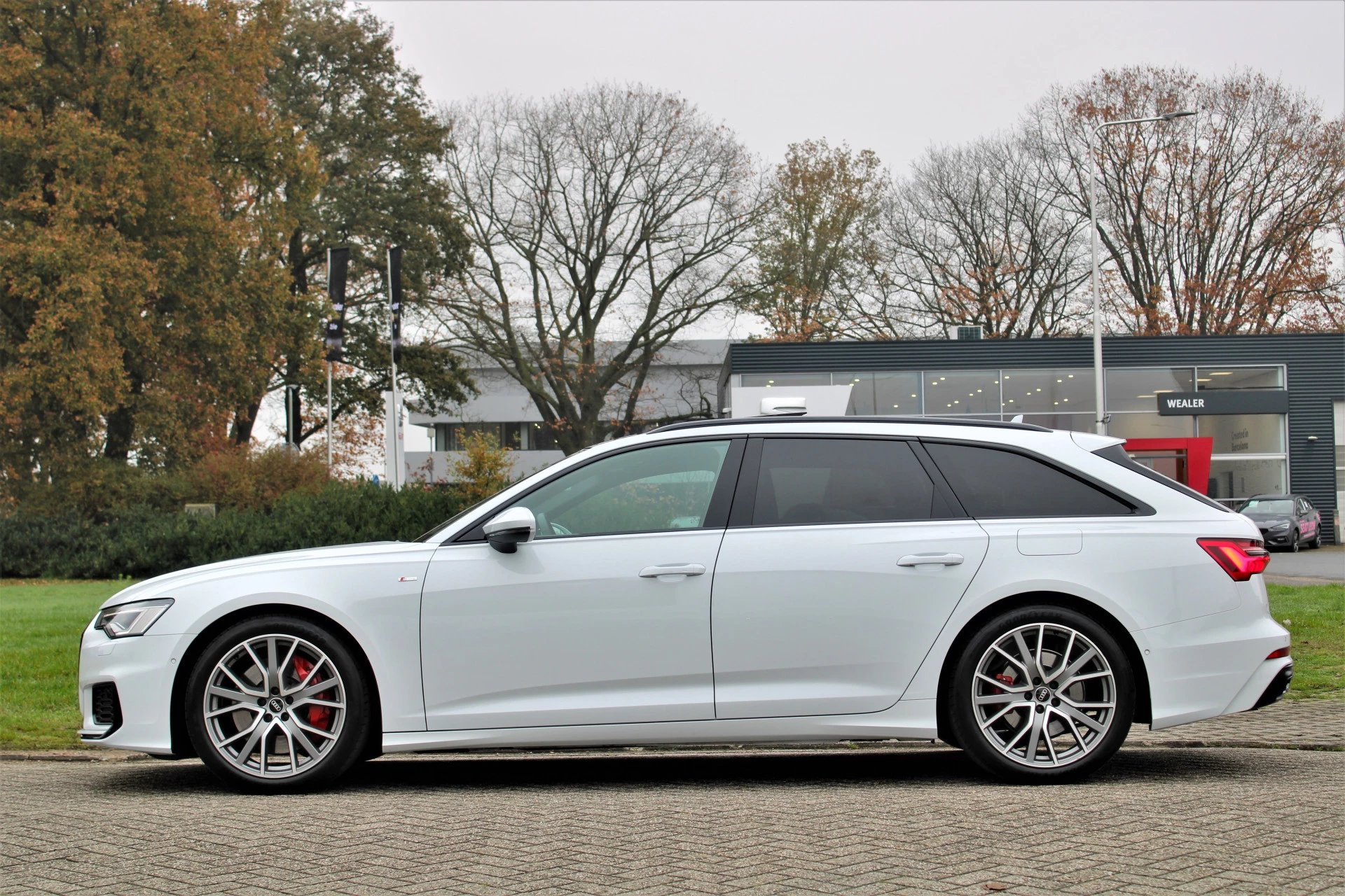 Hoofdafbeelding Audi A6