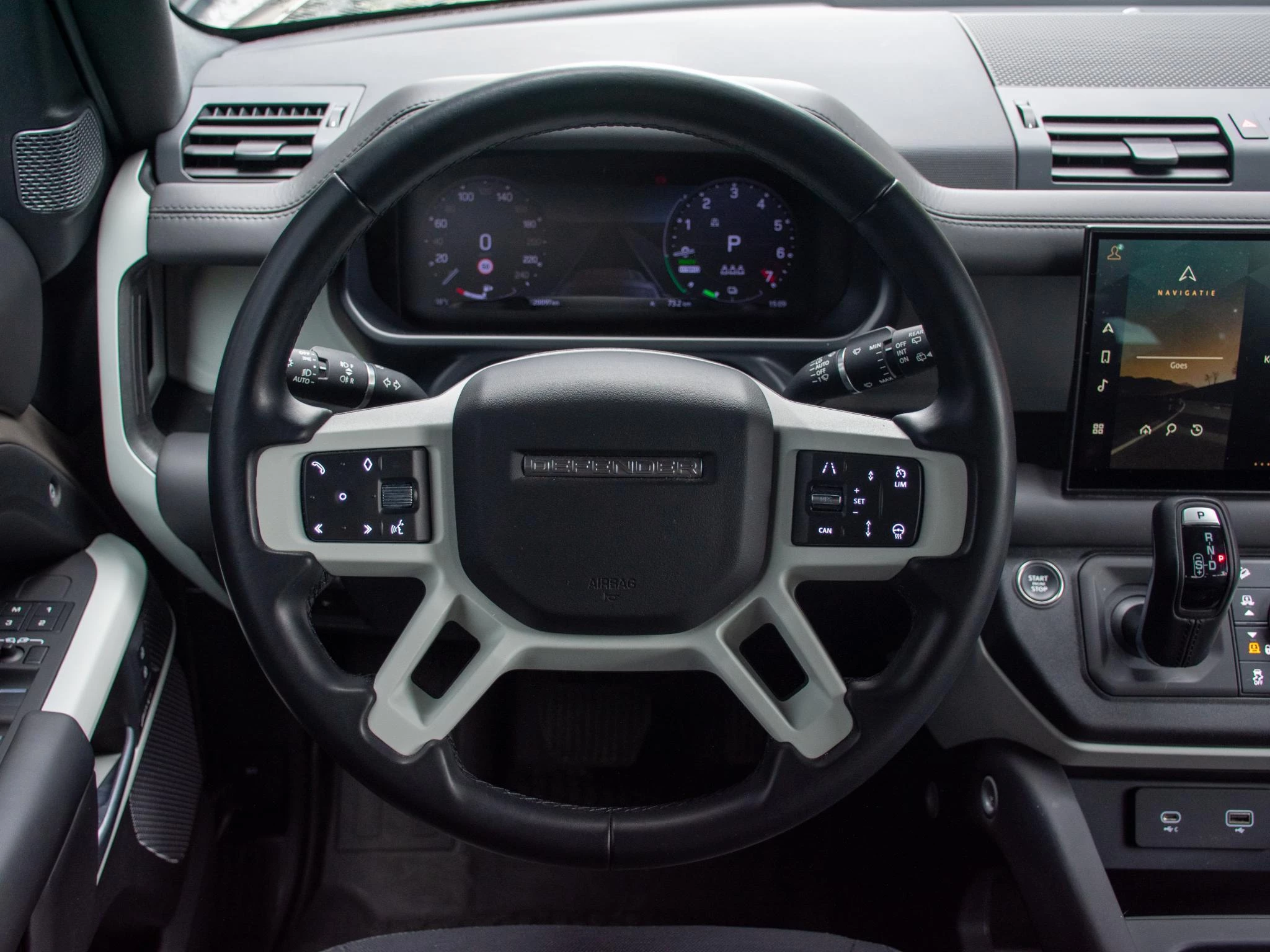 Hoofdafbeelding Land Rover Defender