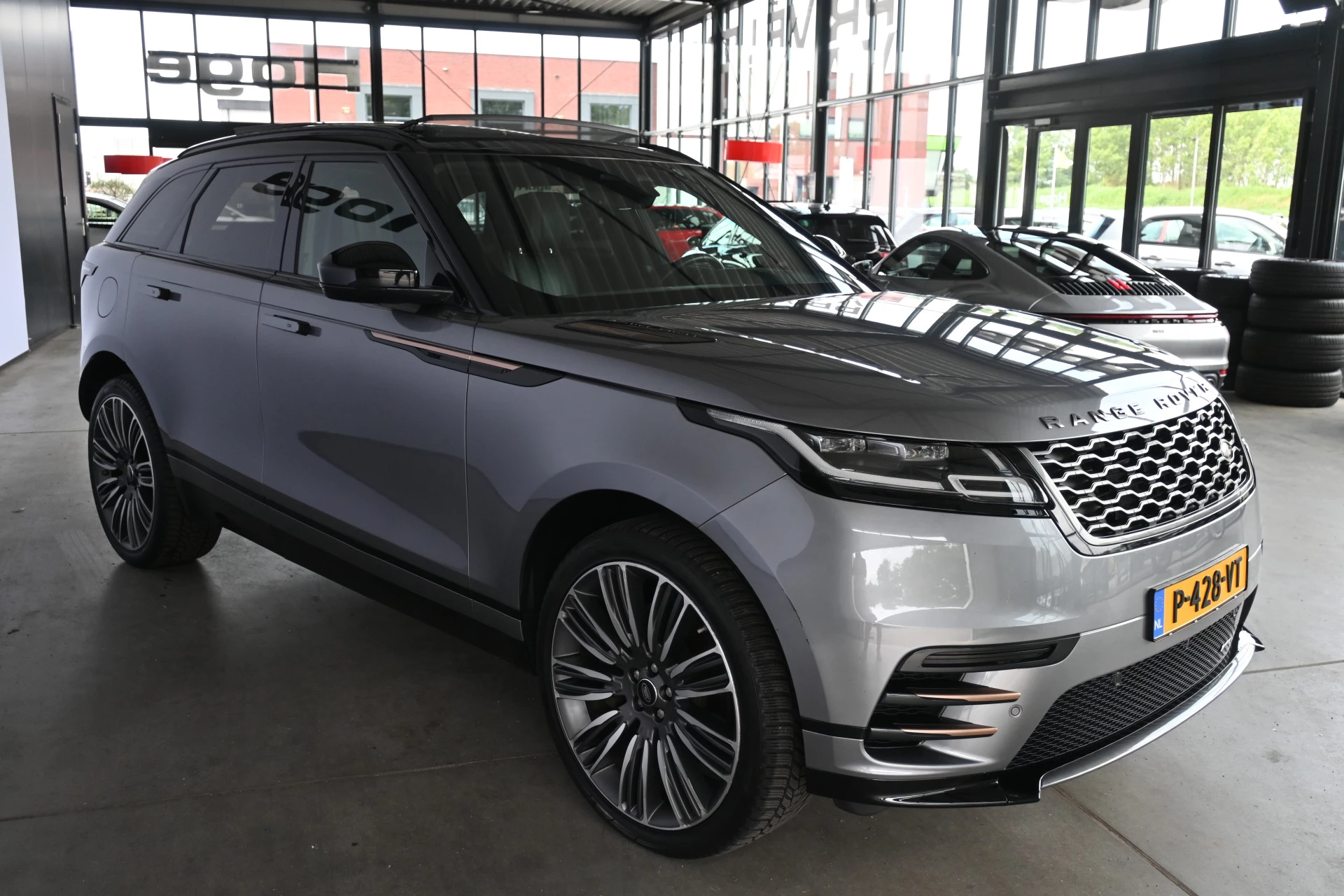 Hoofdafbeelding Land Rover Range Rover Velar