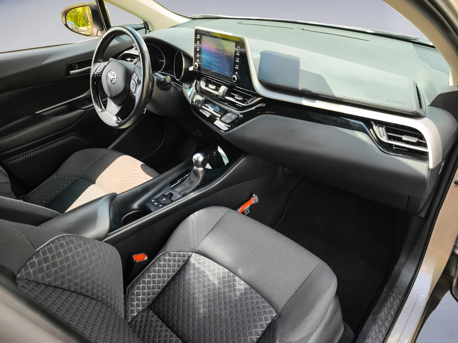 Hoofdafbeelding Toyota C-HR