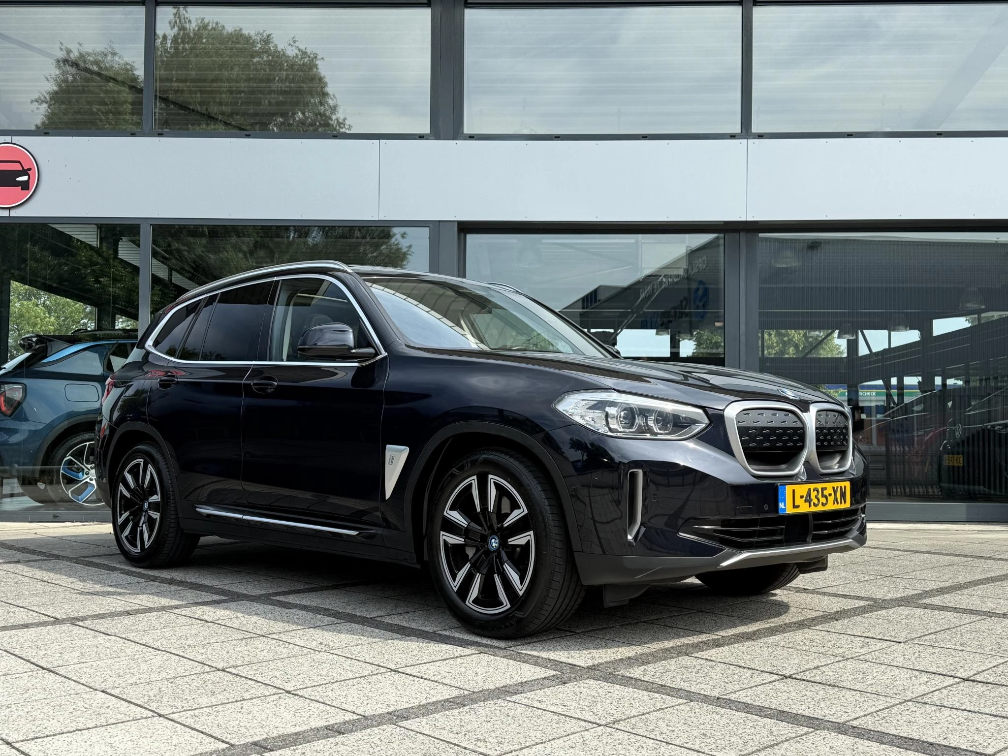 Hoofdafbeelding BMW iX3