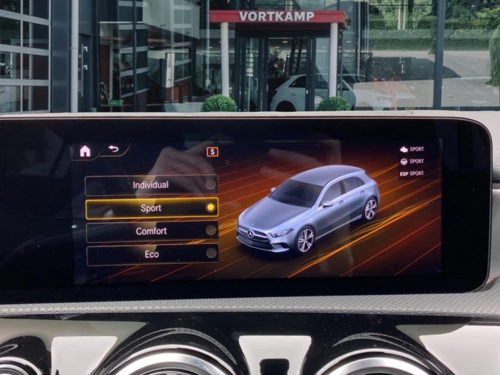 Hoofdafbeelding Mercedes-Benz A-Klasse