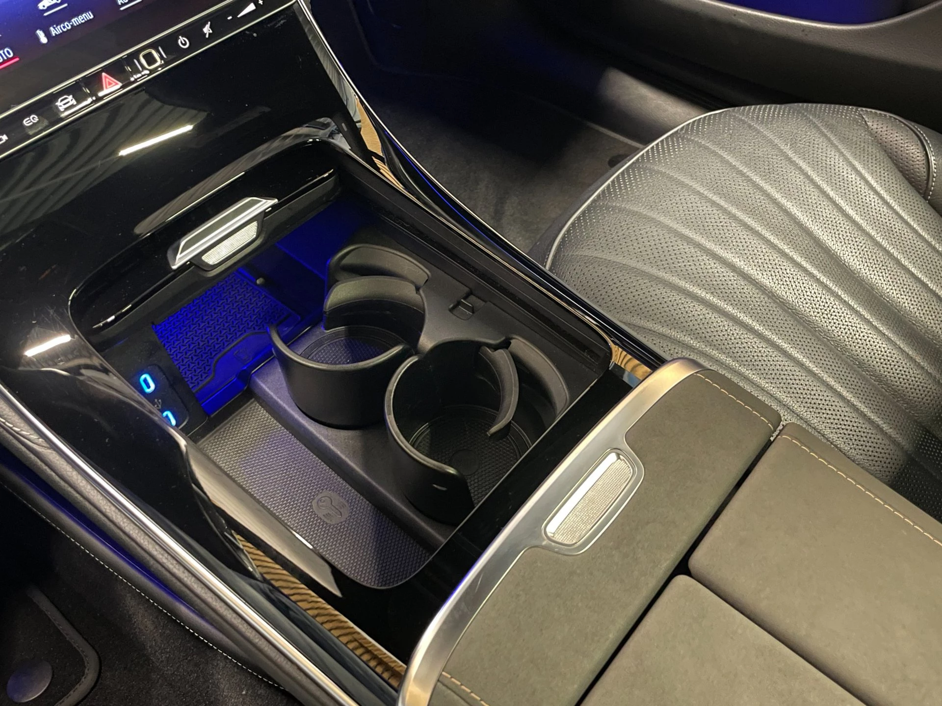 Hoofdafbeelding Mercedes-Benz EQS