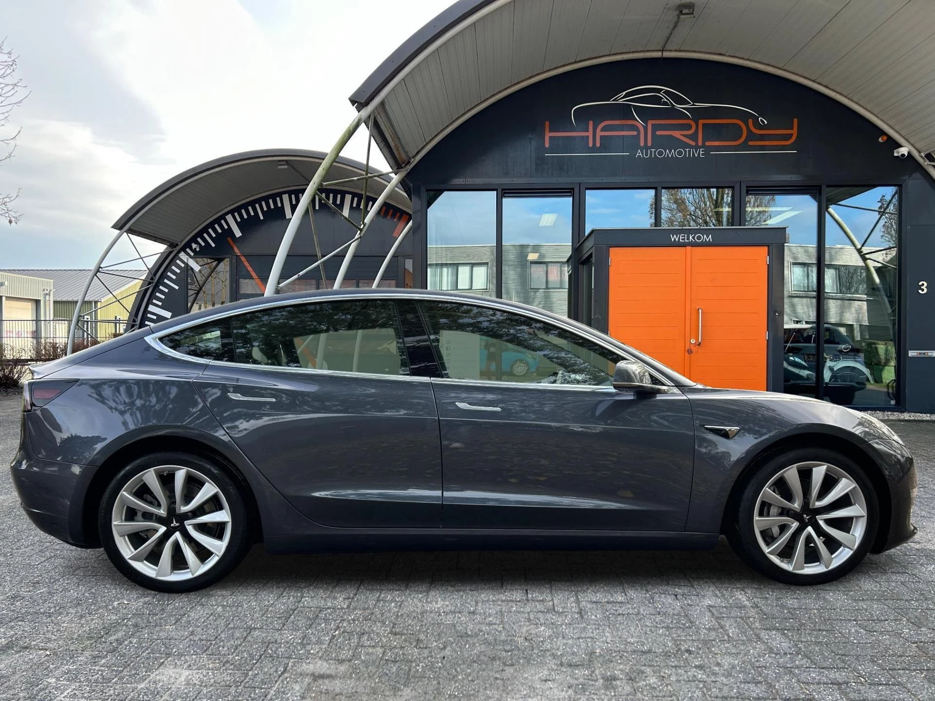 Hoofdafbeelding Tesla Model 3