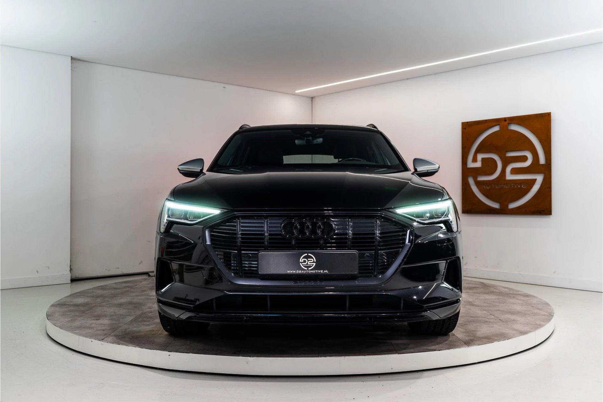 Hoofdafbeelding Audi e-tron