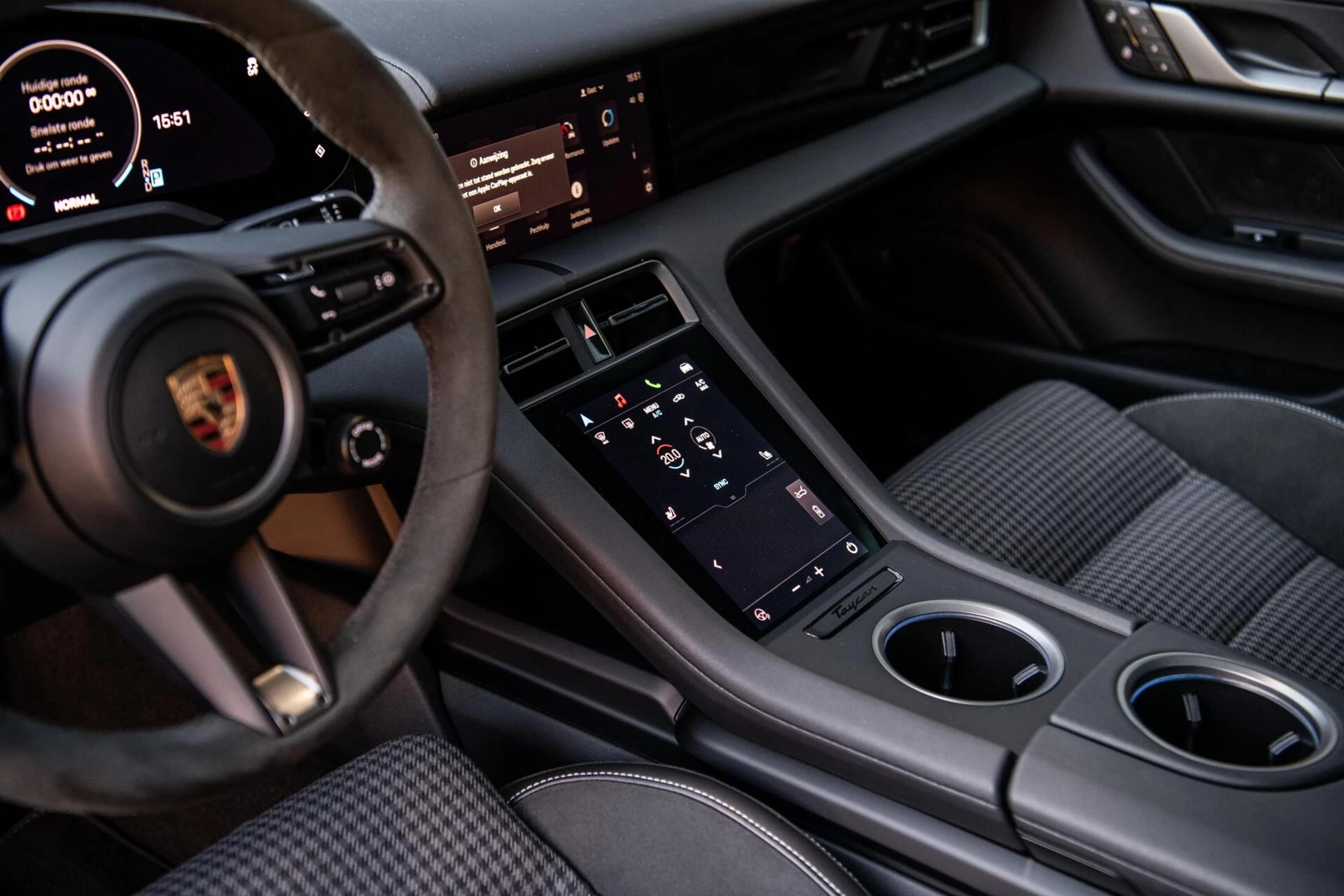 Hoofdafbeelding Porsche Taycan