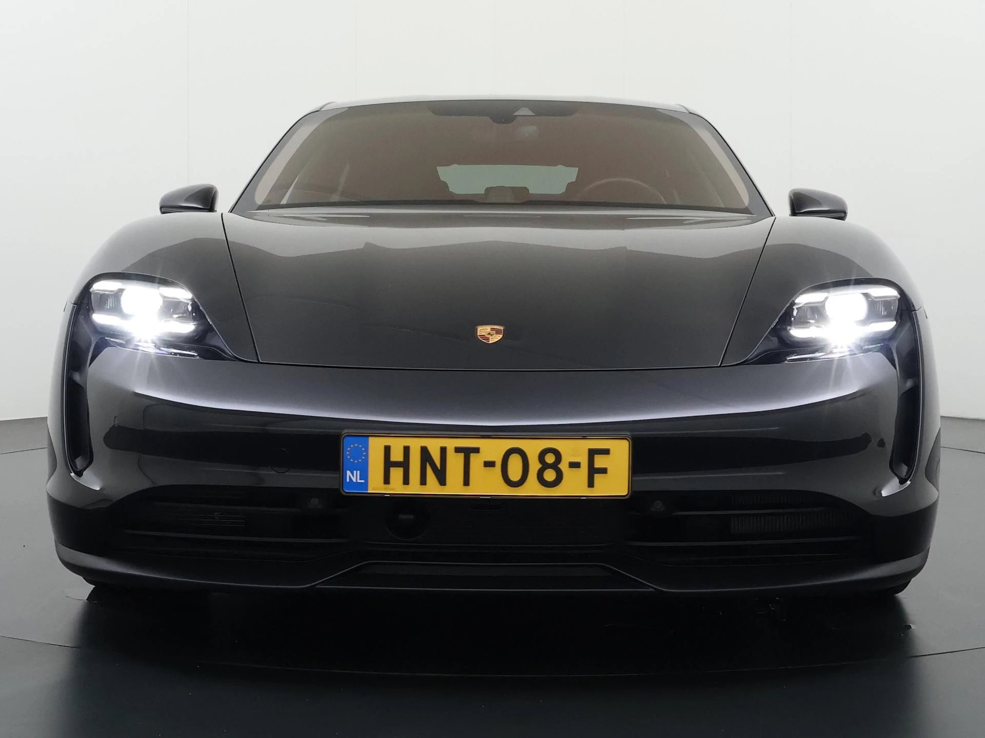 Hoofdafbeelding Porsche Taycan