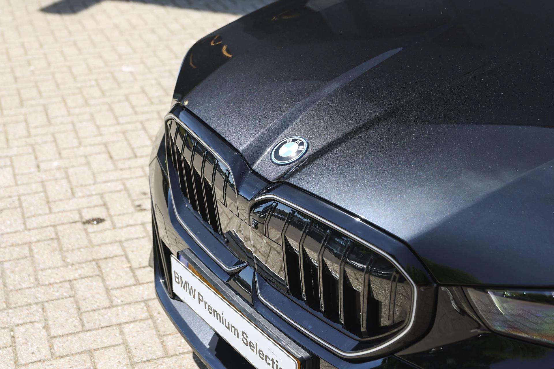 Hoofdafbeelding BMW i5