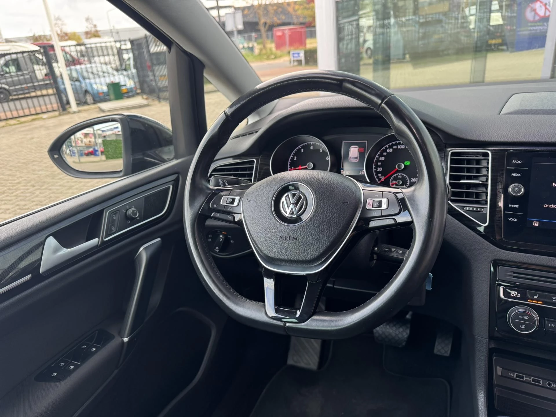 Hoofdafbeelding Volkswagen Golf Sportsvan