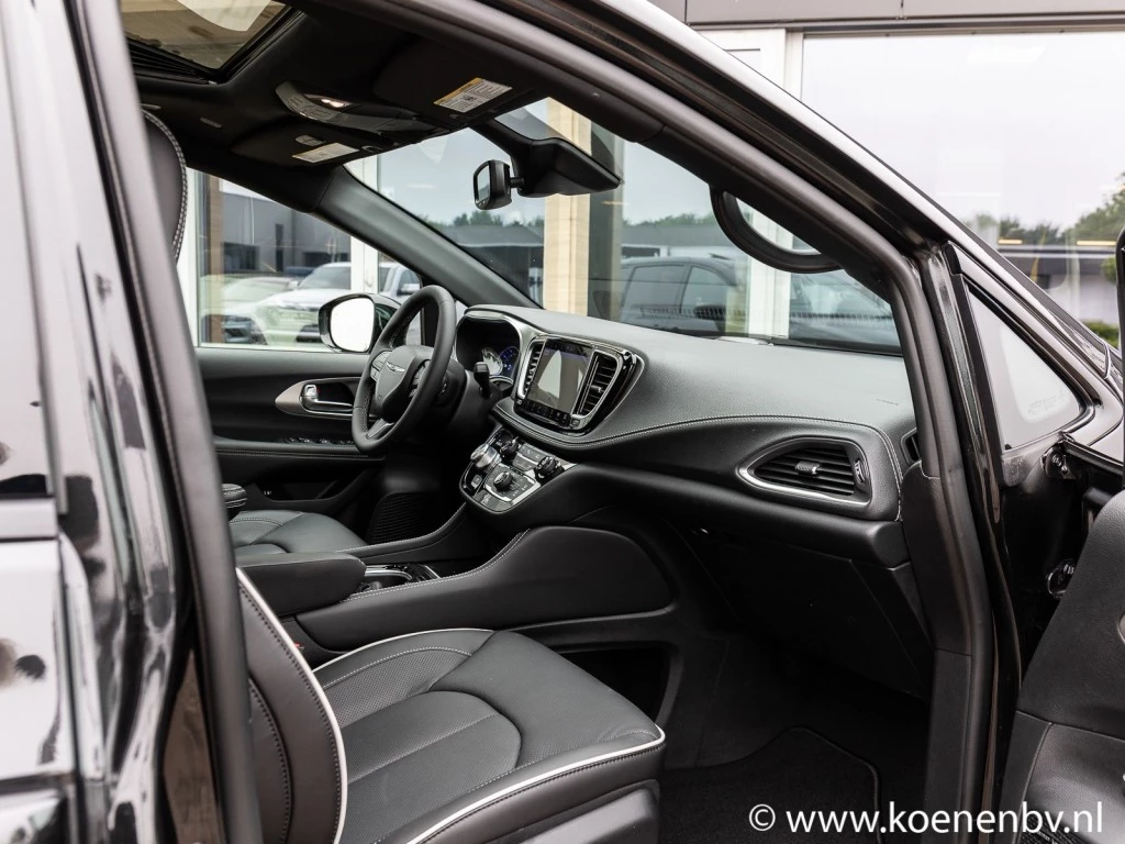 Hoofdafbeelding Chrysler Pacifica