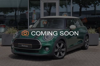 Hoofdafbeelding MINI 3-deurs Mini Mini 3-Deurs (f56) 1.5 60 Years Edition 136pk | LED | Cruise | Climate | Union Jack | Leder | *British Racing Green*