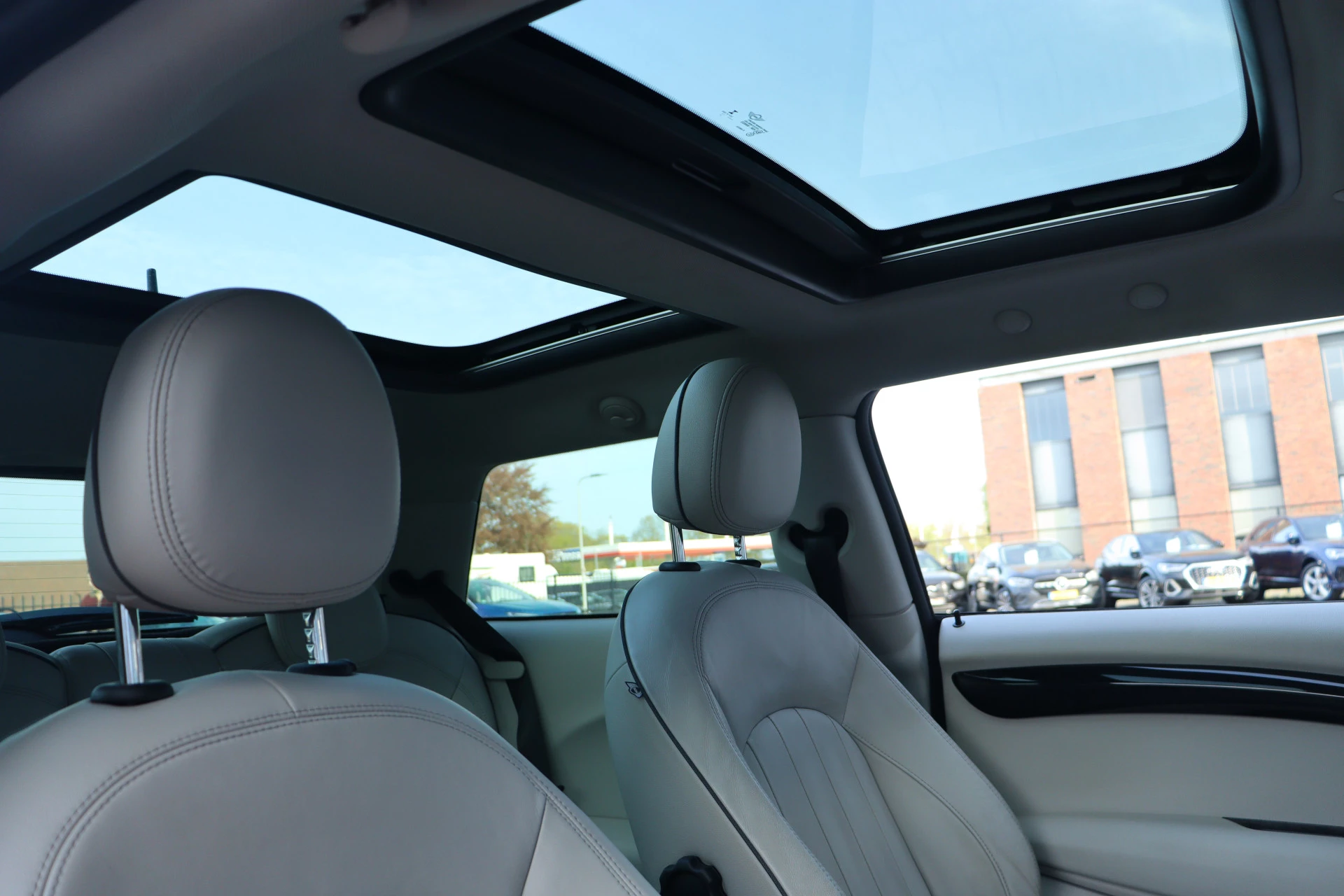 Hoofdafbeelding MINI Cooper S