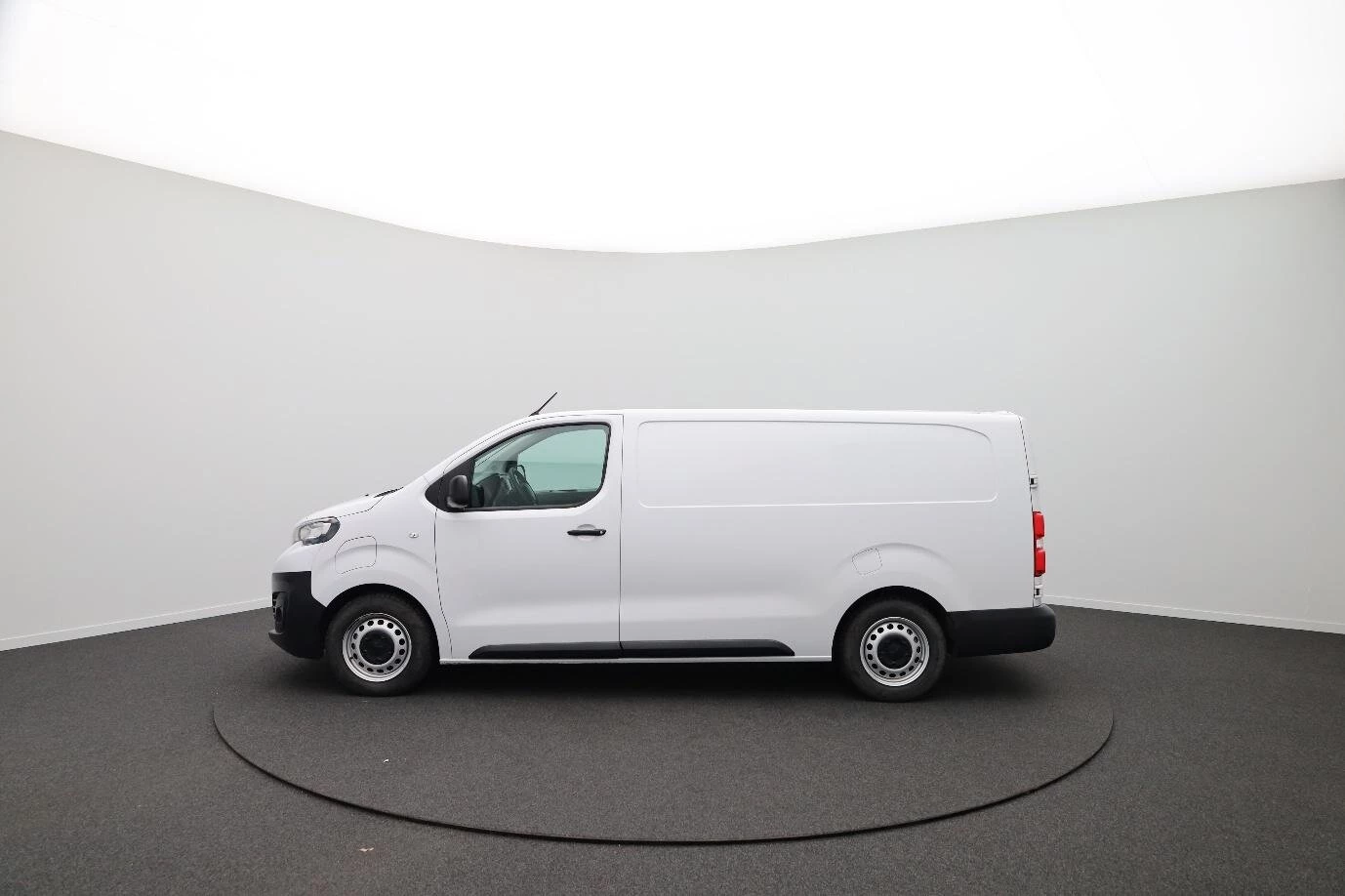 Hoofdafbeelding Peugeot e-Expert
