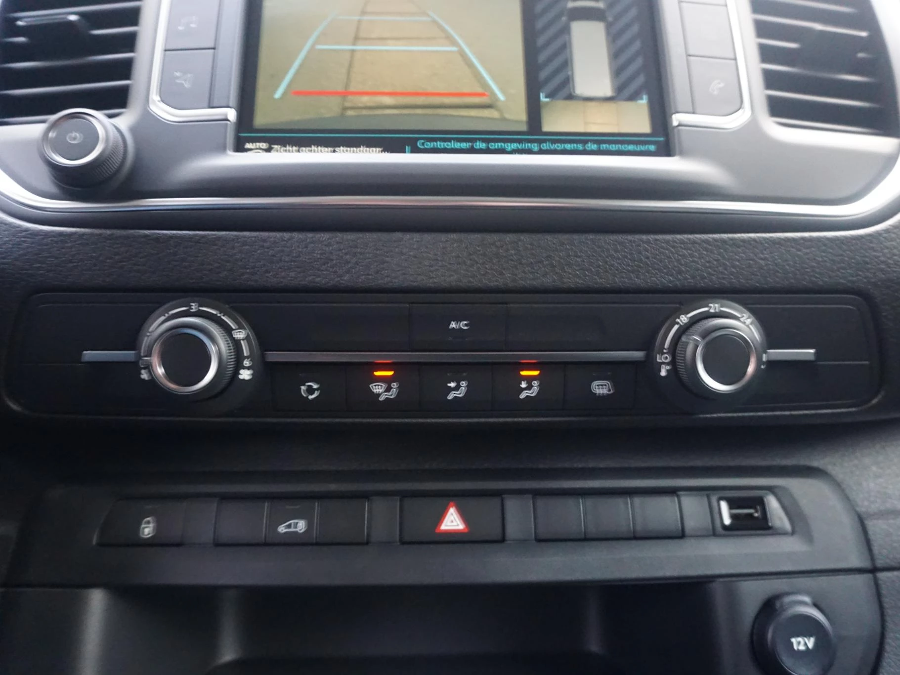 Hoofdafbeelding Peugeot e-Expert