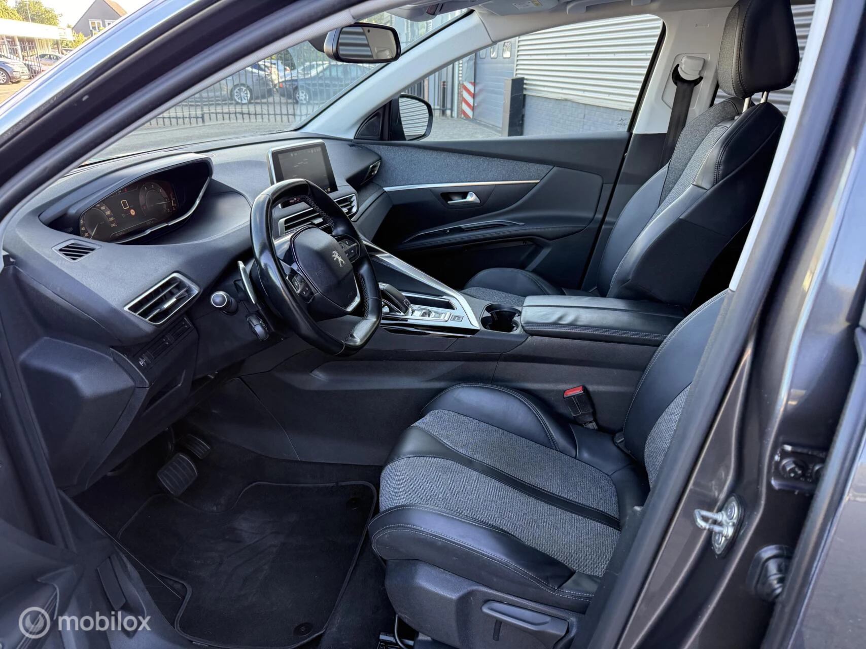 Hoofdafbeelding Peugeot 5008