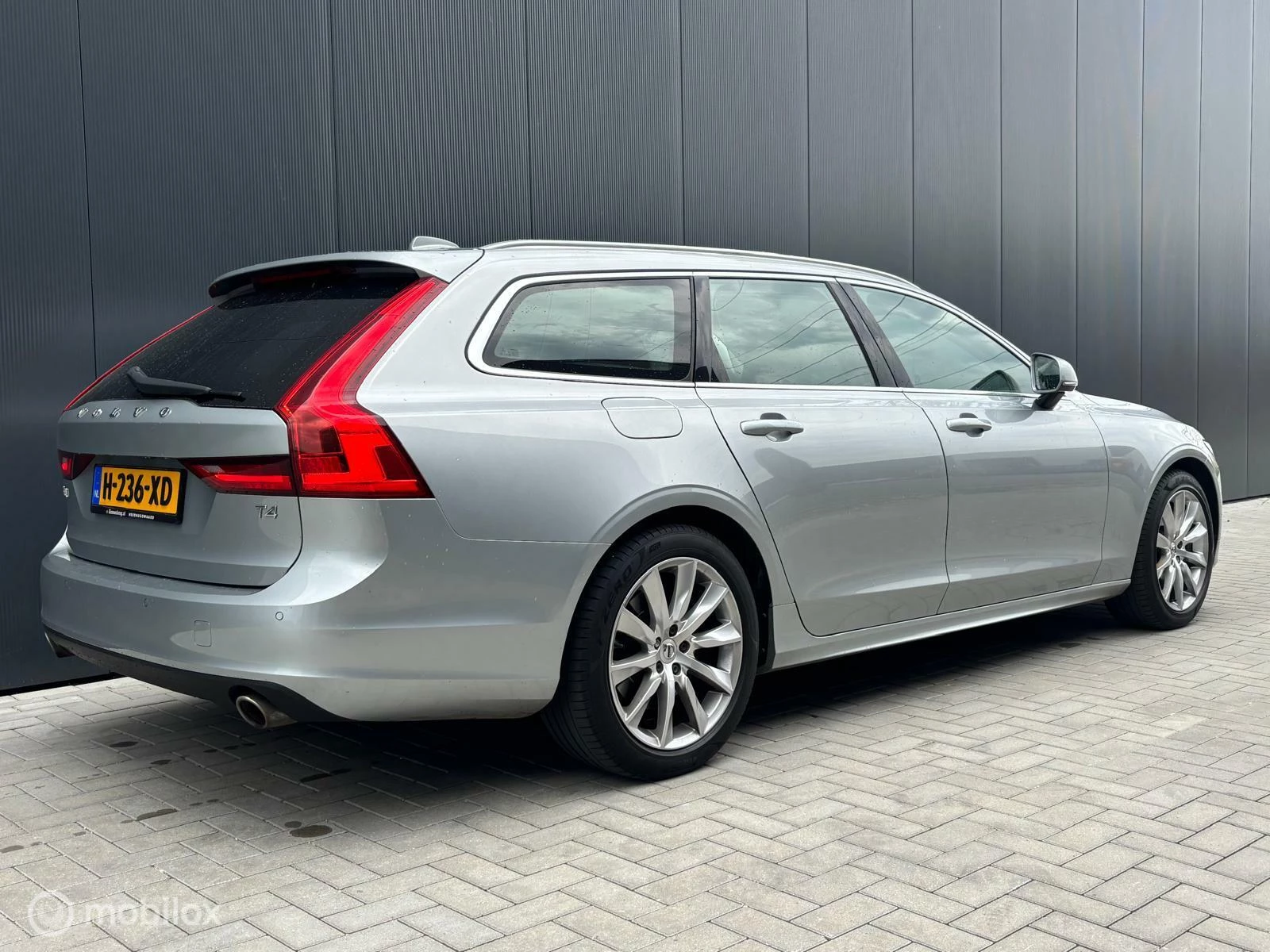 Hoofdafbeelding Volvo V90