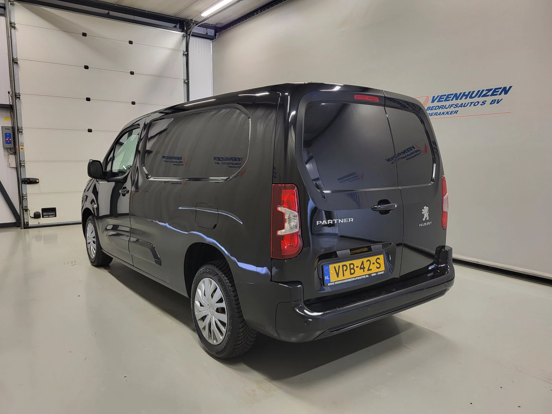 Hoofdafbeelding Peugeot Partner