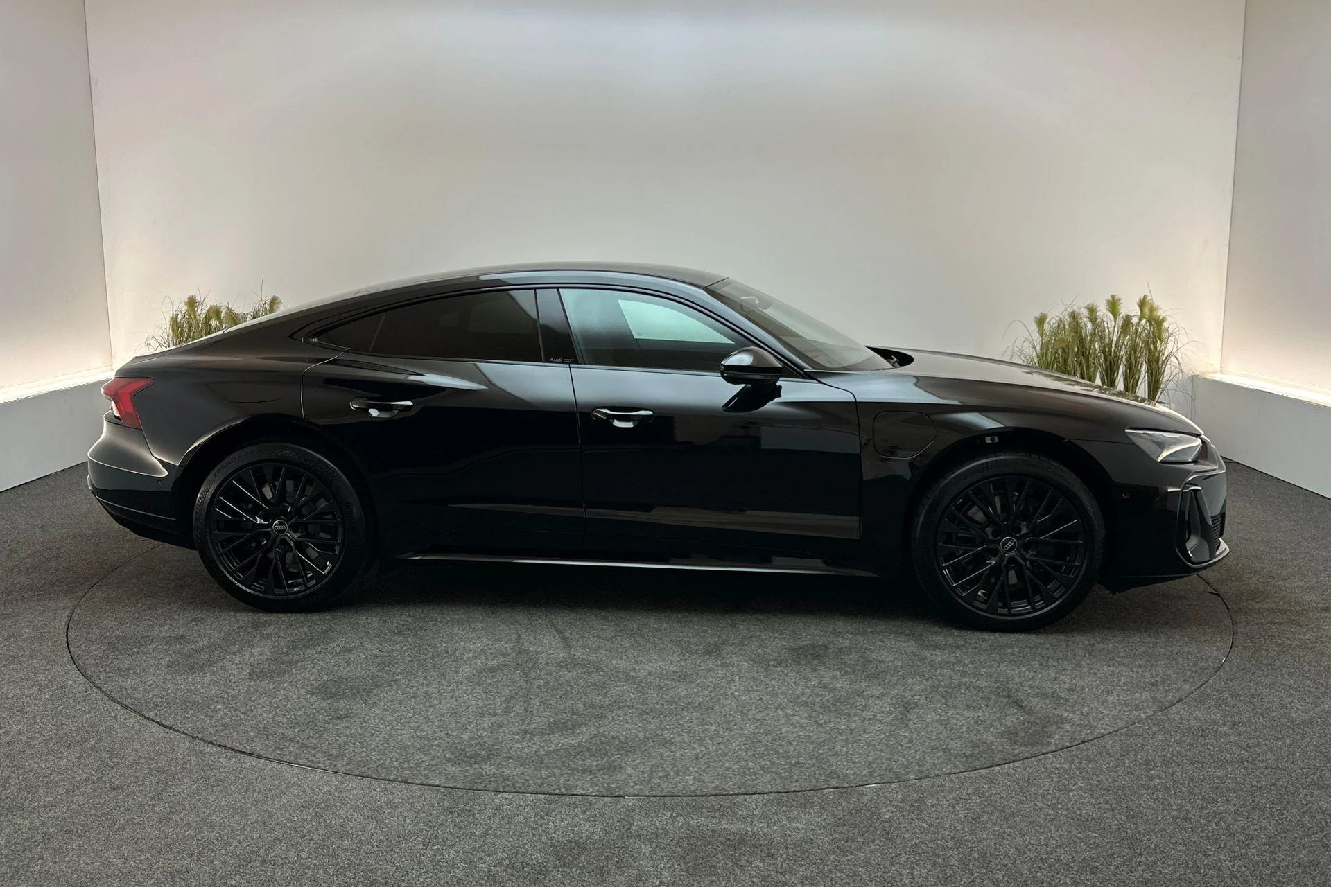 Hoofdafbeelding Audi e-tron GT
