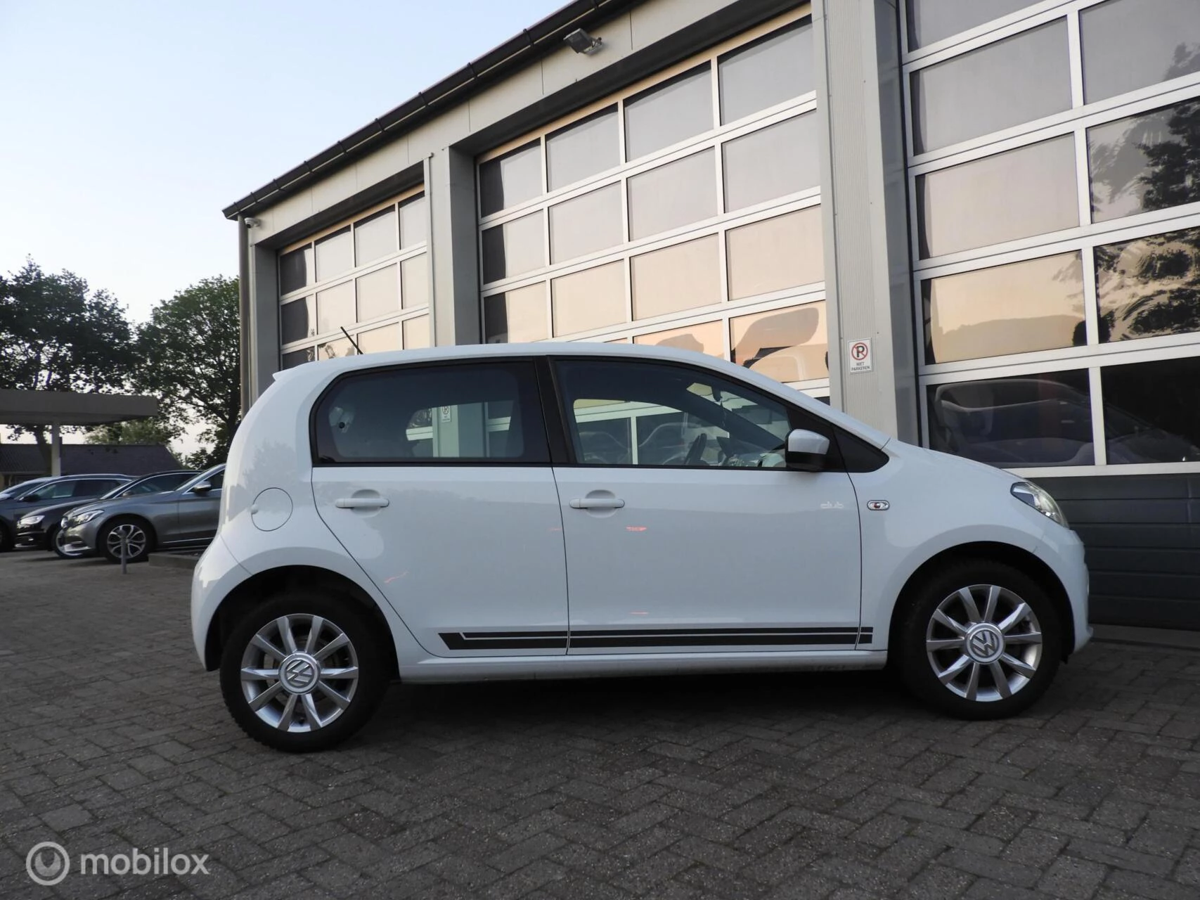 Hoofdafbeelding Volkswagen up!