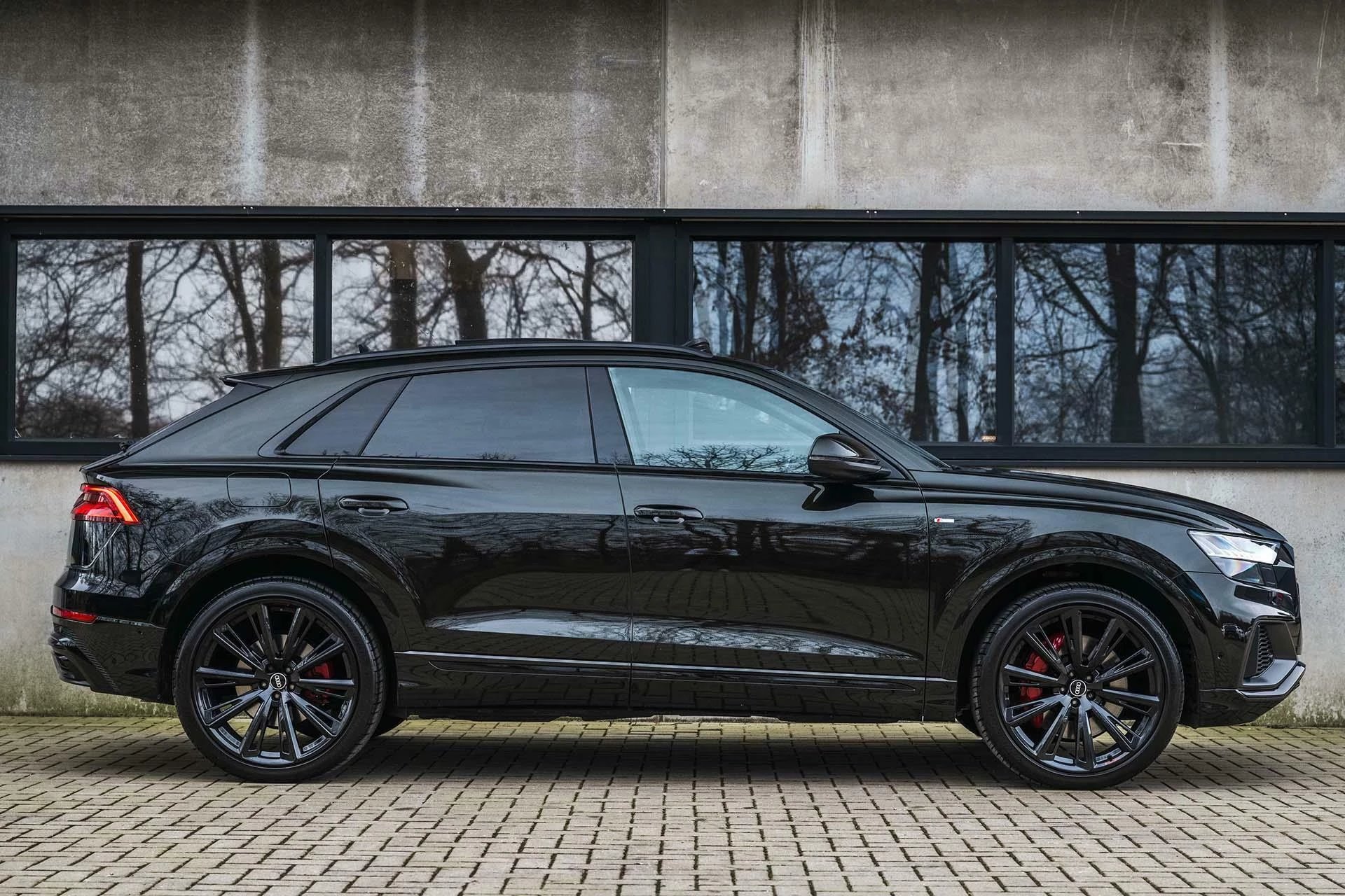 Hoofdafbeelding Audi Q8