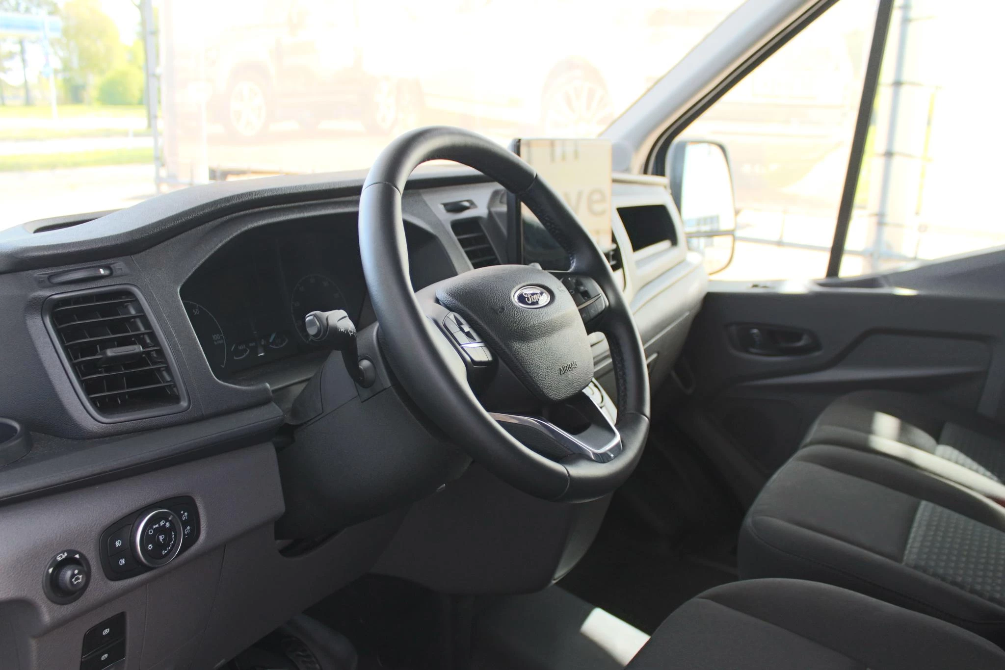Hoofdafbeelding Ford E-Transit