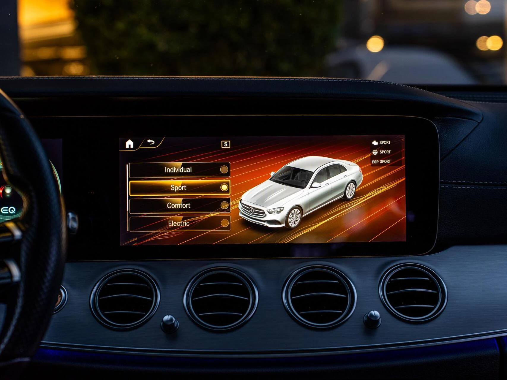 Hoofdafbeelding Mercedes-Benz E-Klasse