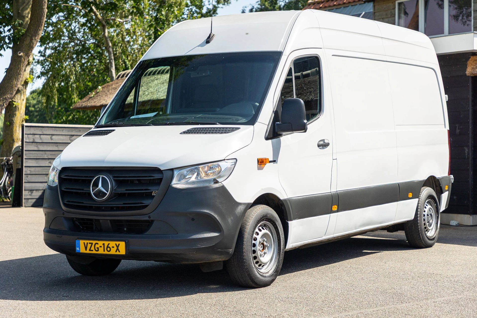 Hoofdafbeelding Mercedes-Benz eSprinter