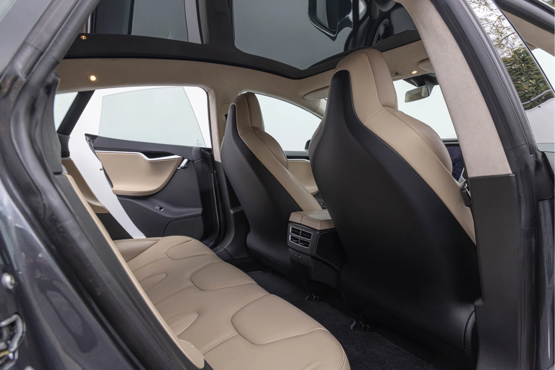 Hoofdafbeelding Tesla Model S