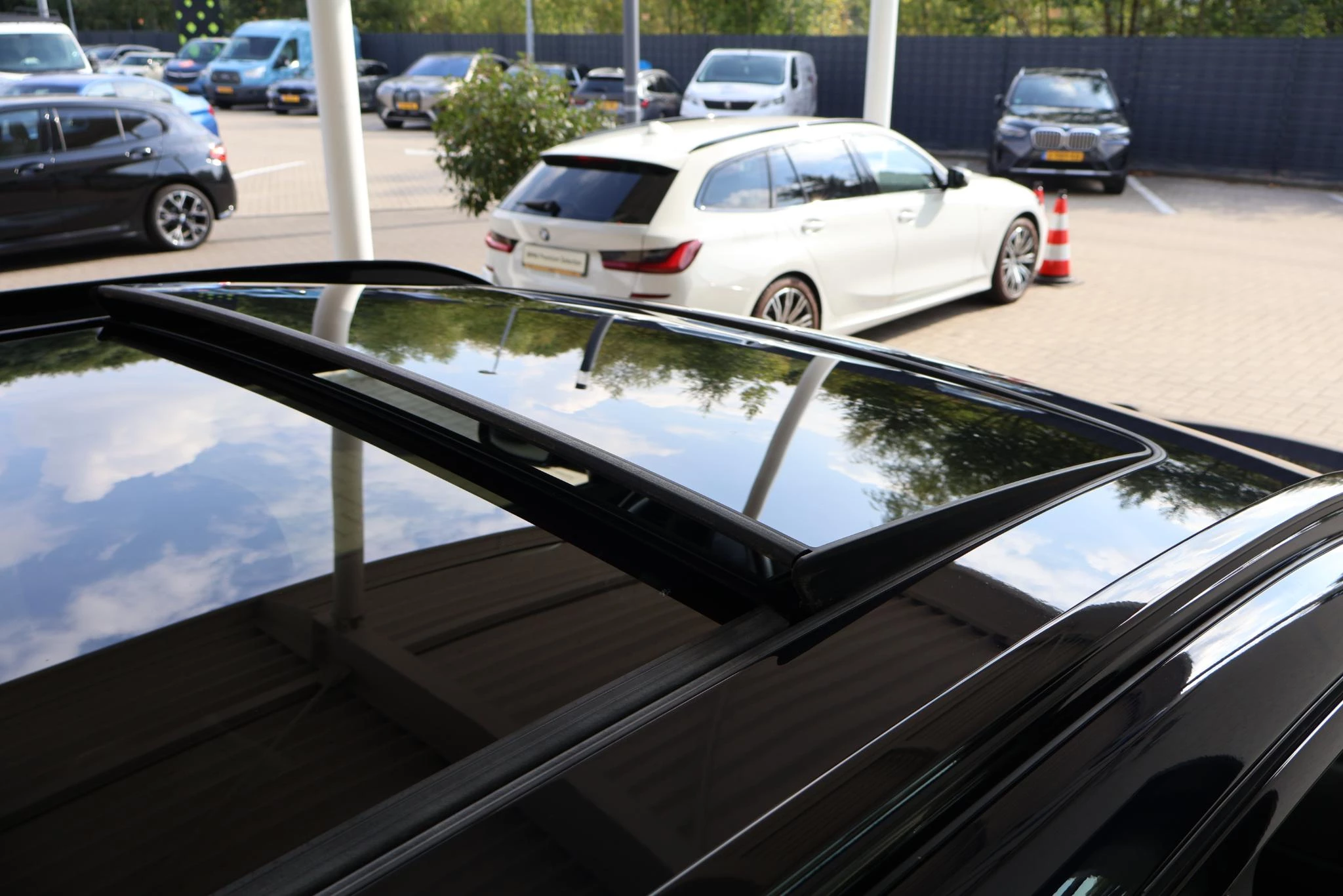 Hoofdafbeelding BMW iX3