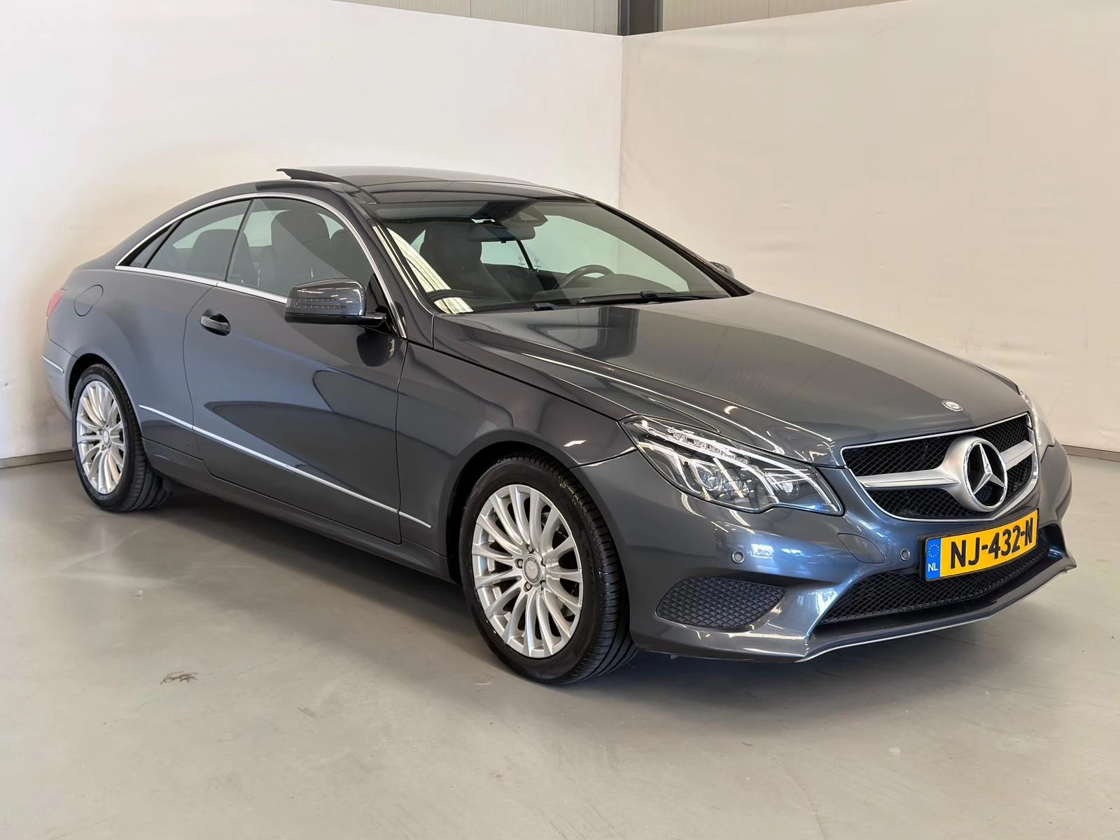 Hoofdafbeelding Mercedes-Benz E-Klasse