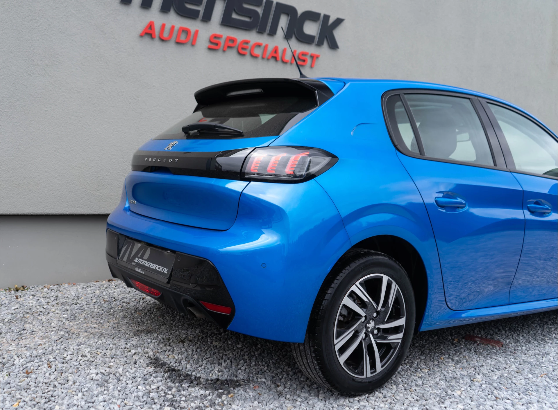 Hoofdafbeelding Peugeot 208
