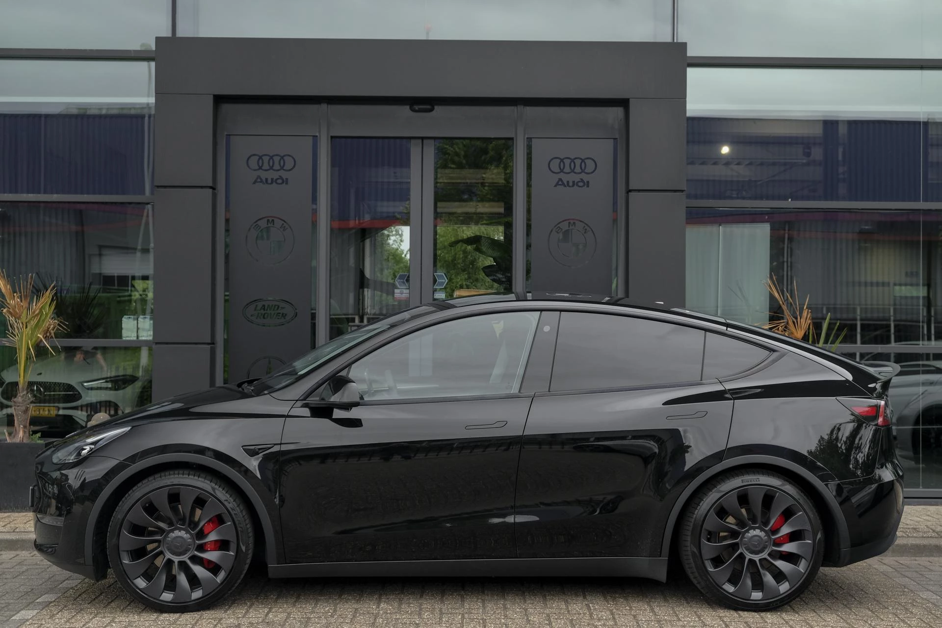 Hoofdafbeelding Tesla Model Y