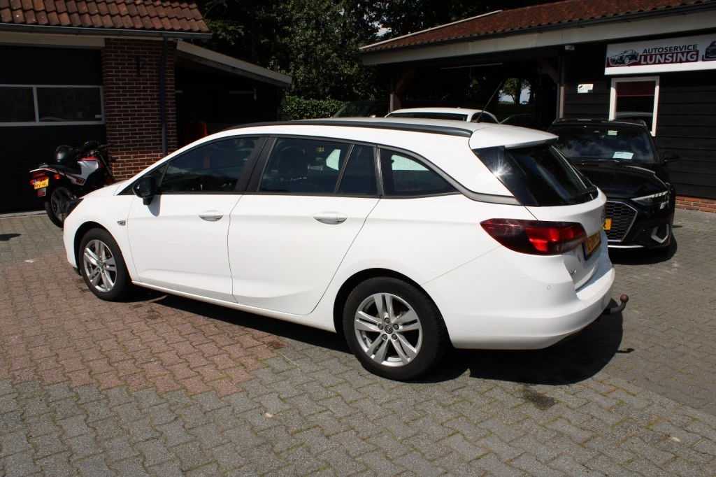Hoofdafbeelding Opel Astra