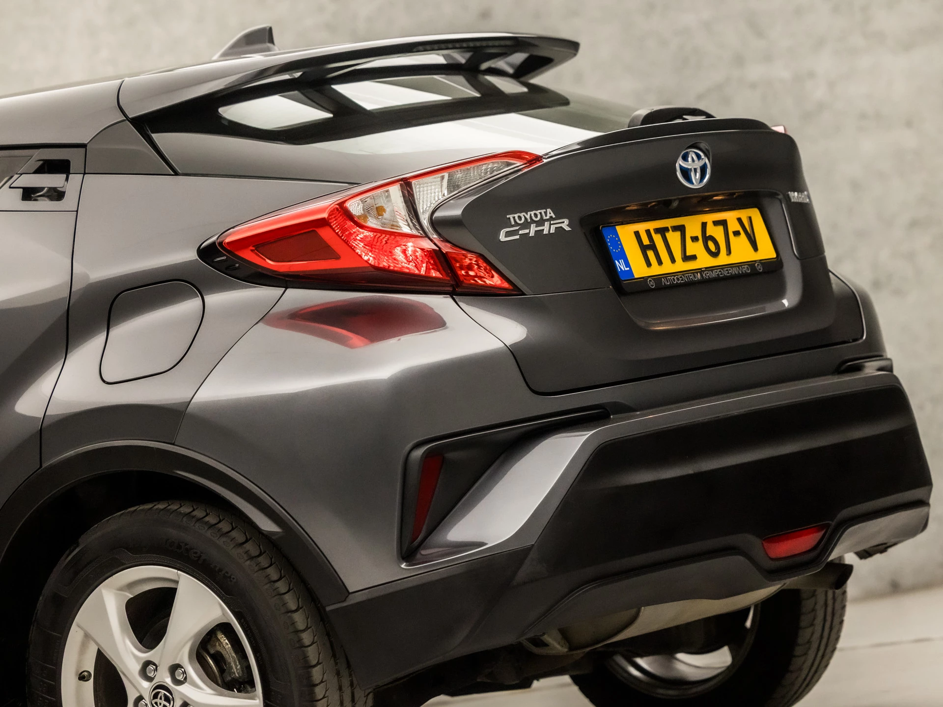 Hoofdafbeelding Toyota C-HR