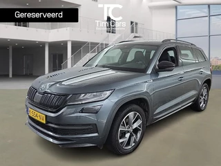 Skoda Kodiaq 1.5 TSI Sportline Automaat | Panoramadak | Trekhaak | LED verlichting | Elektrisch bedienbare achterklep | Panoramadak | Voorstoelen en stuurverwarming | Apple CarPlay | Achteruitrijcamera