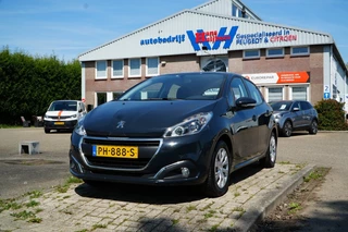 Peugeot 208 BLUE LION 1.2-82PK 5-DEURS - AIRCO - NAVI - CRUISE CONTROLE - TR