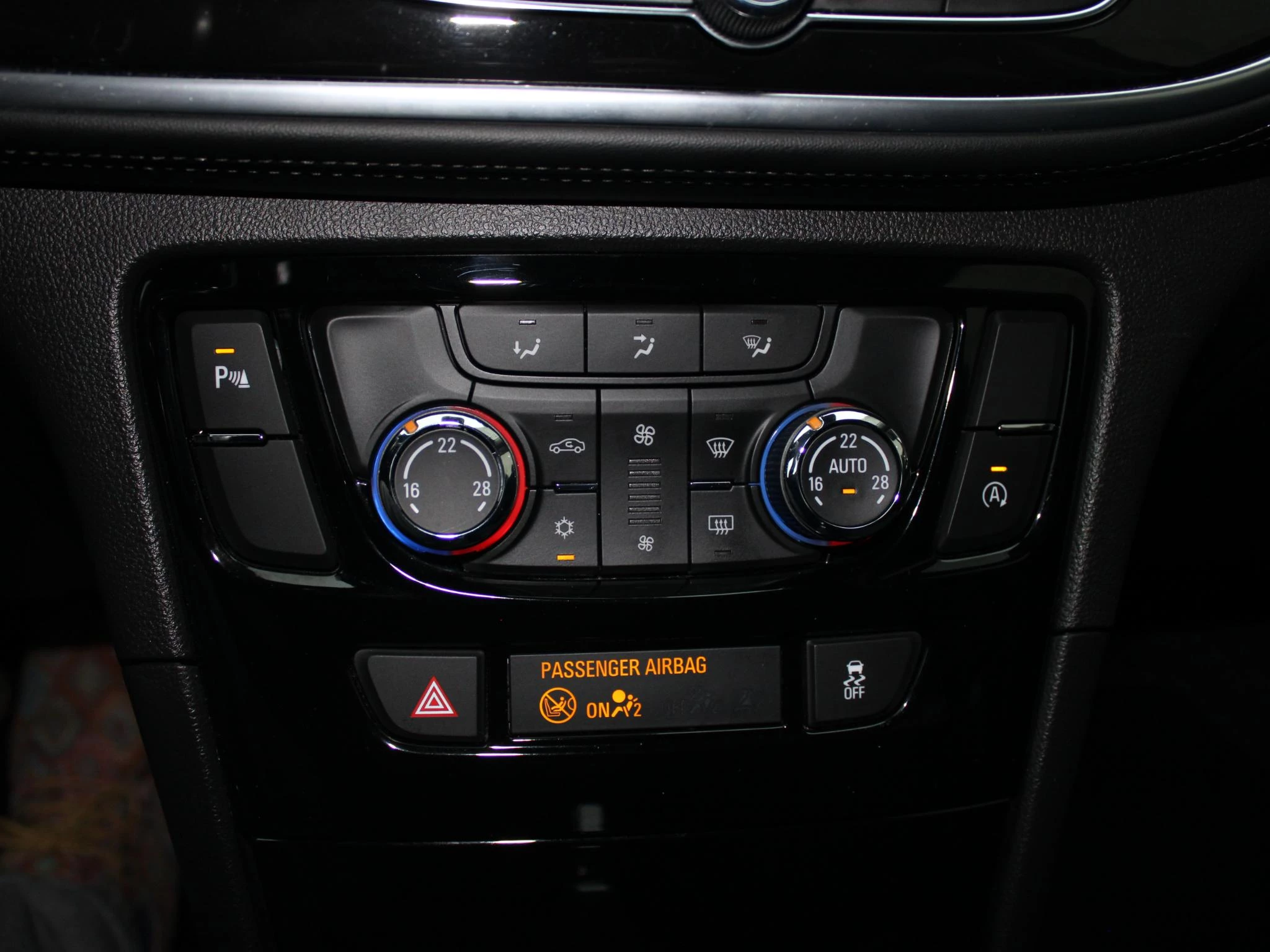 Hoofdafbeelding Opel Mokka X