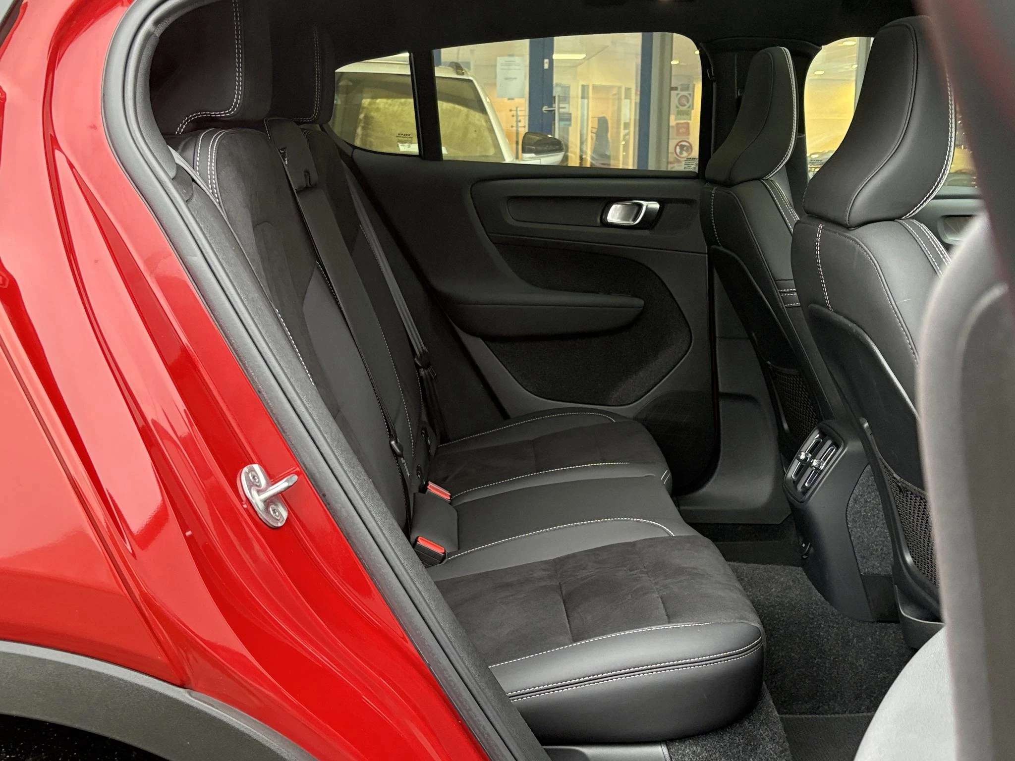 Hoofdafbeelding Volvo C40