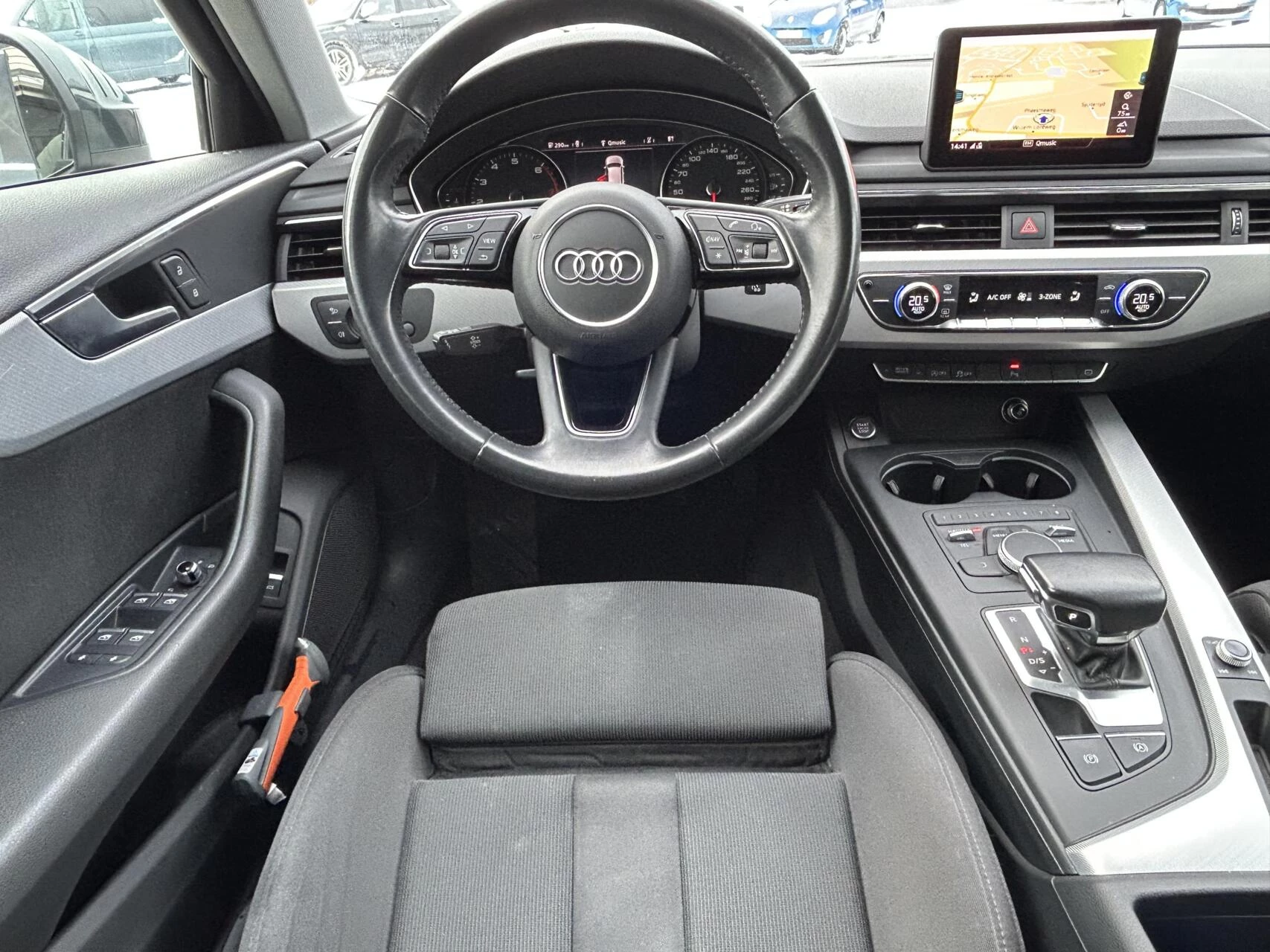 Hoofdafbeelding Audi A4