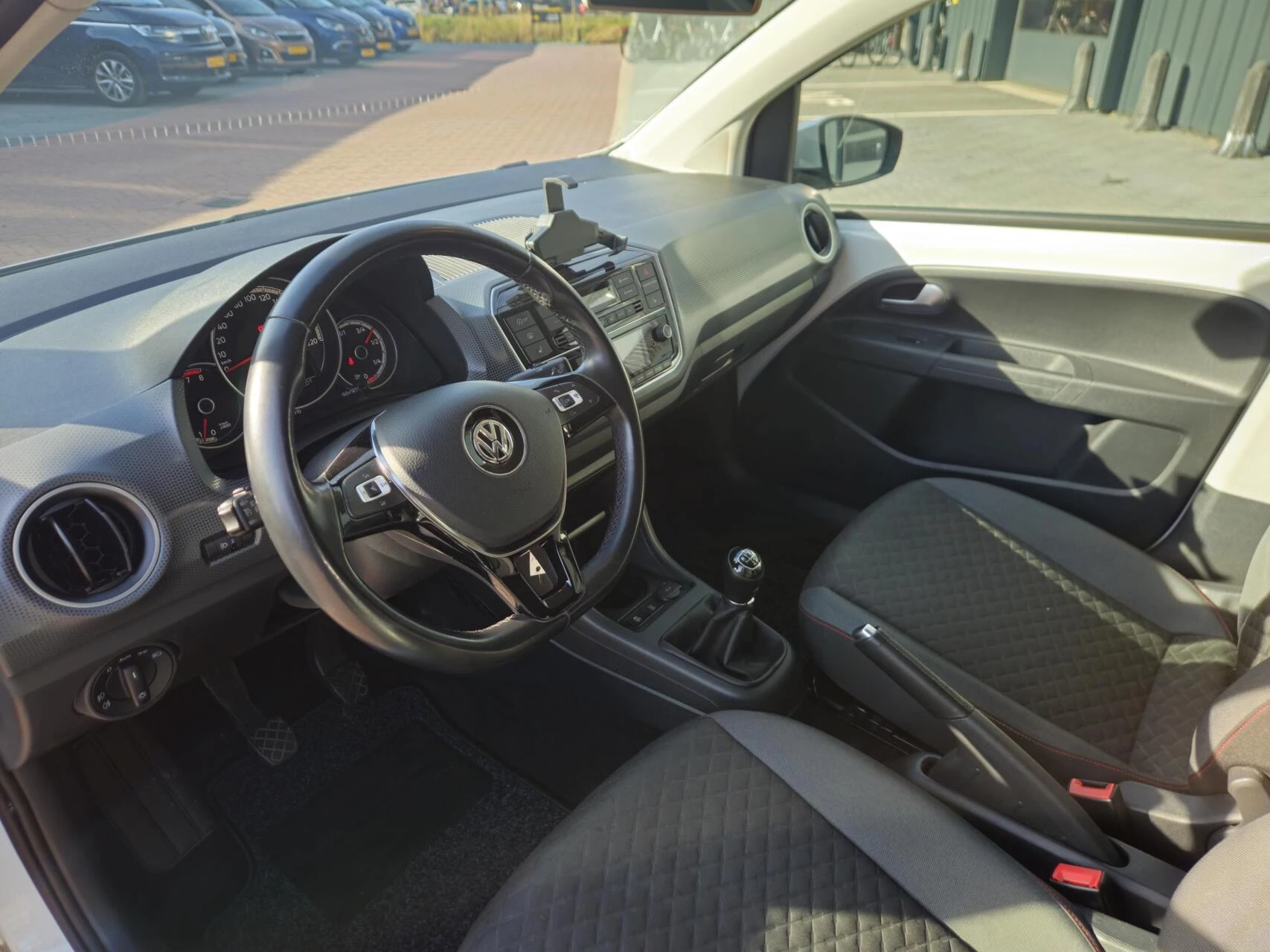 Hoofdafbeelding Volkswagen up!