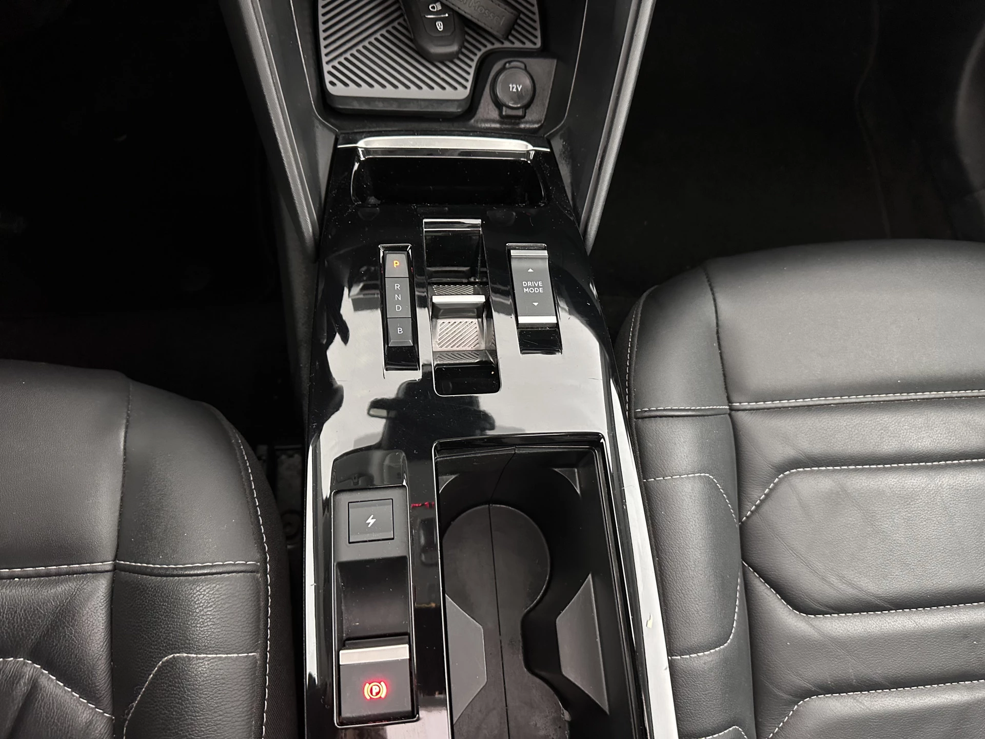 Hoofdafbeelding Citroën ë-C4