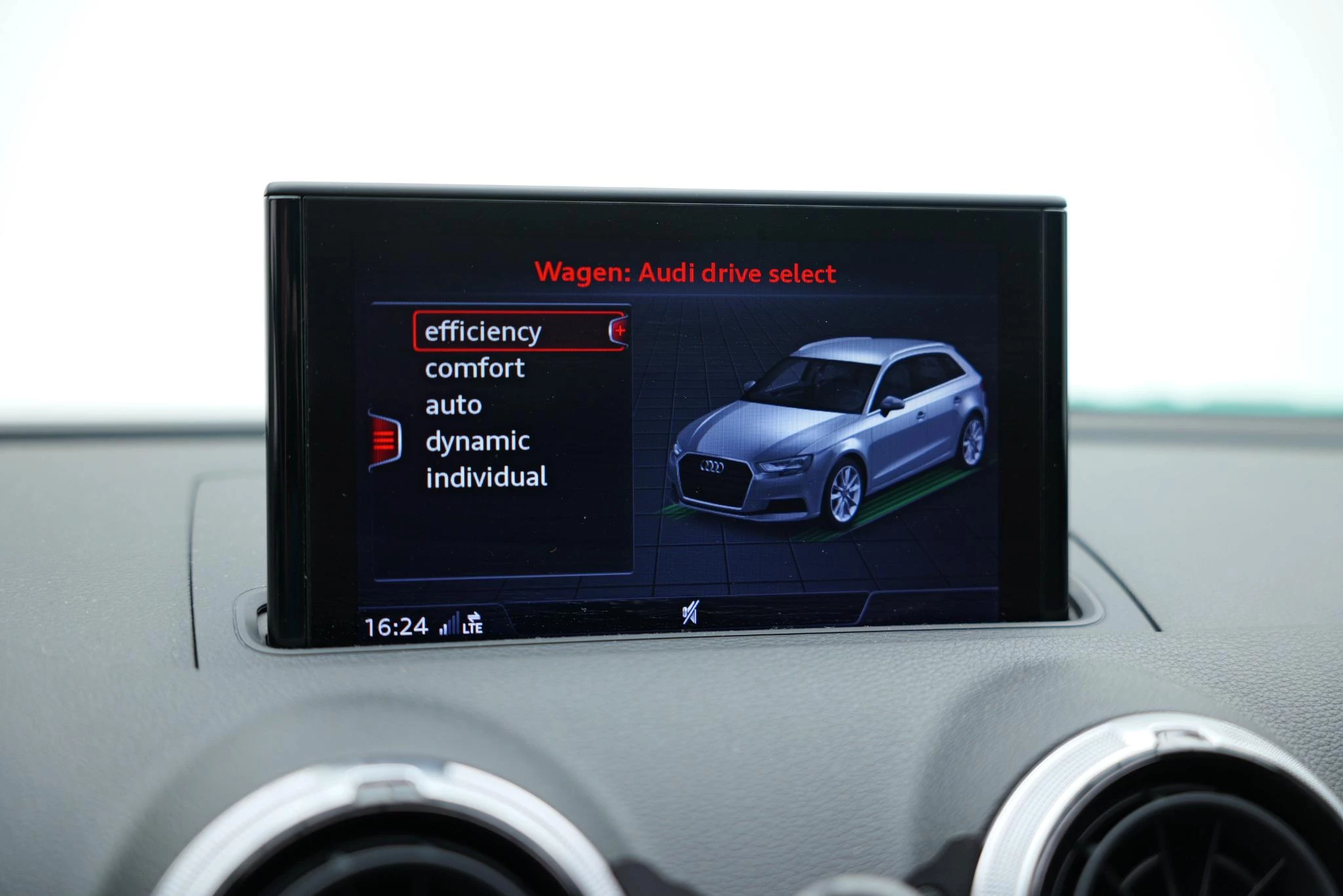 Hoofdafbeelding Audi S3