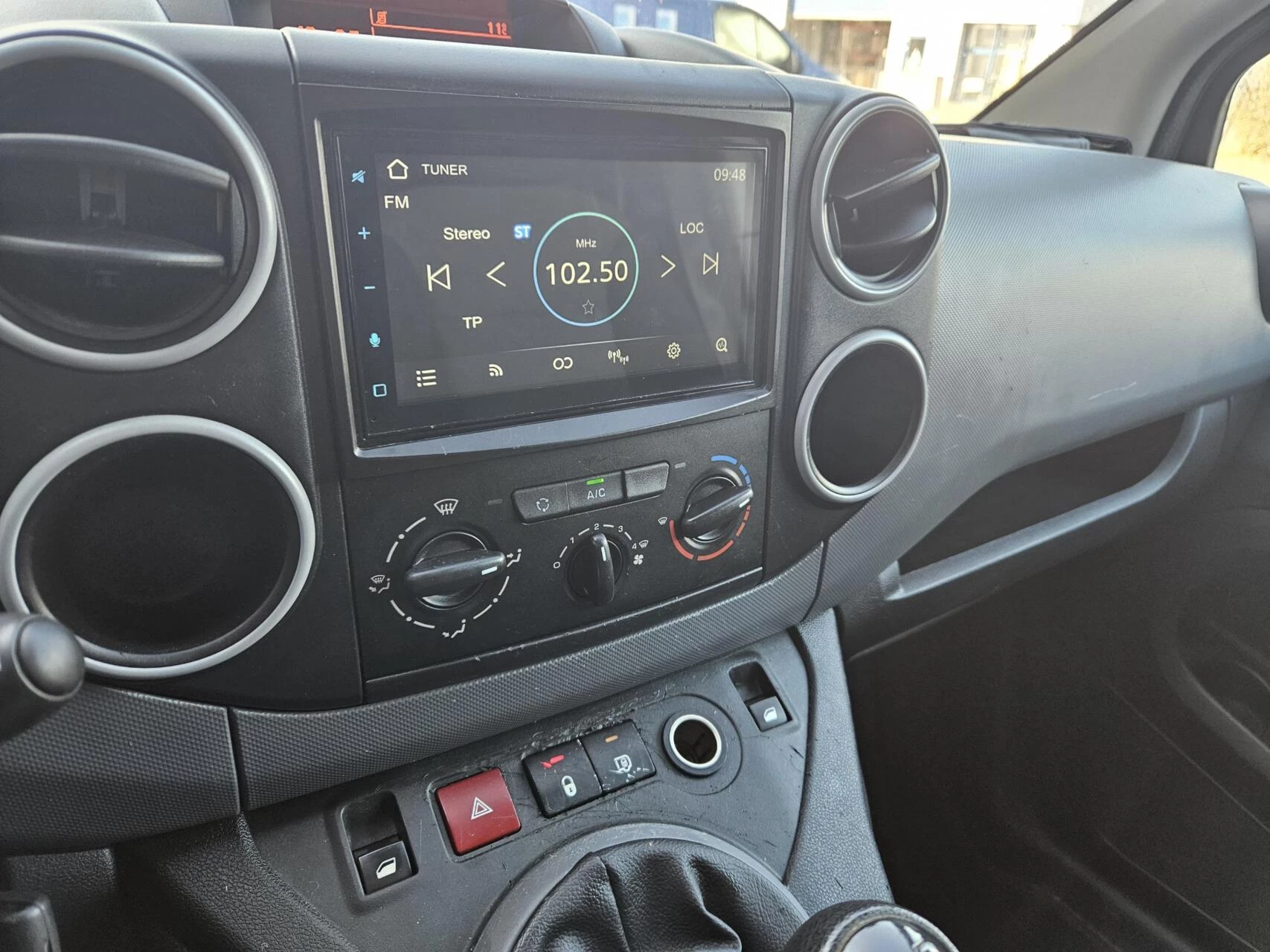 Hoofdafbeelding Peugeot Partner