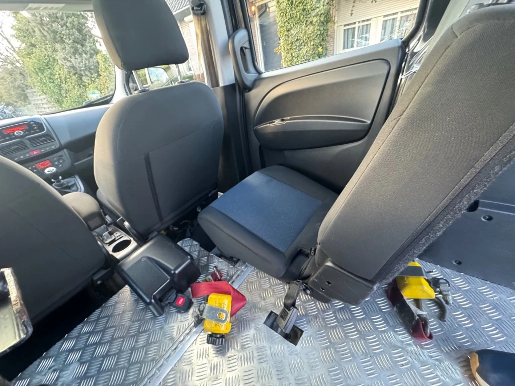 Hoofdafbeelding Opel Combo