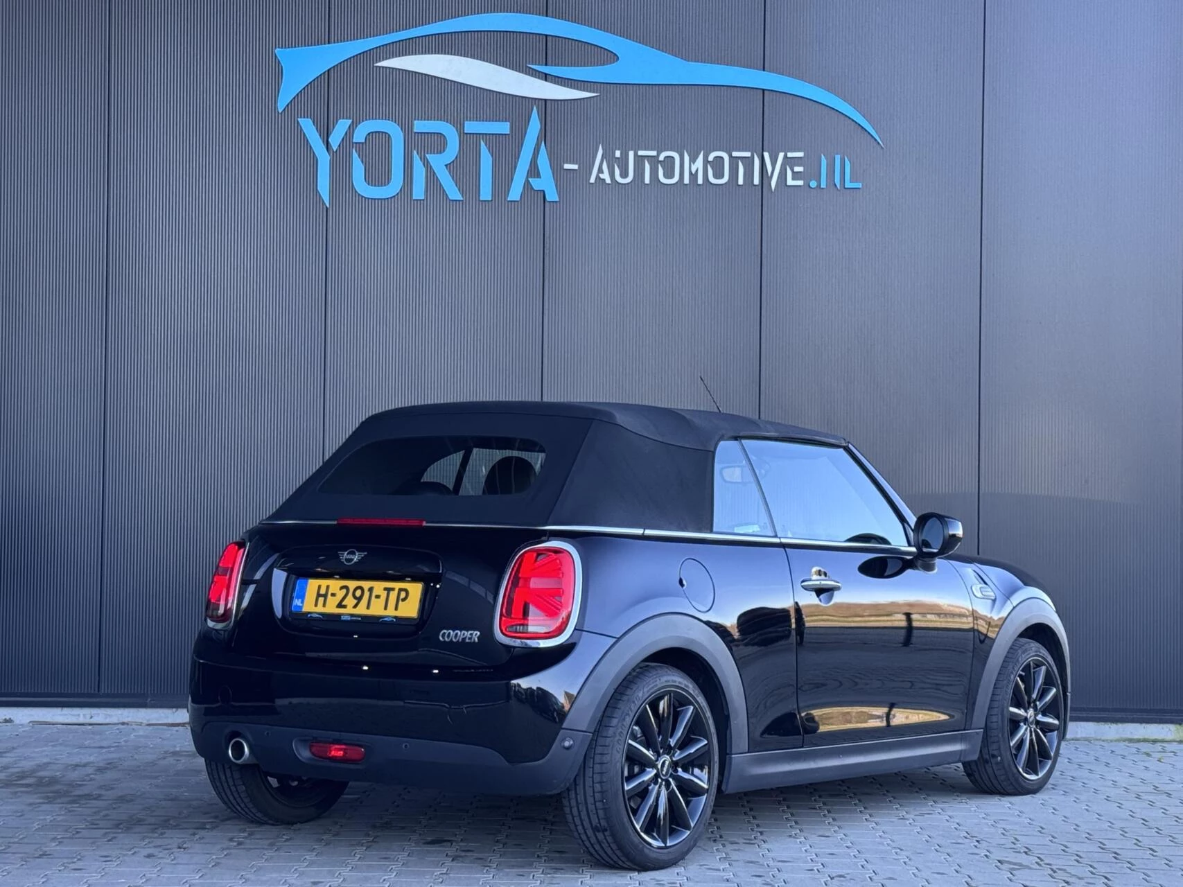 Hoofdafbeelding MINI Cooper Cabrio