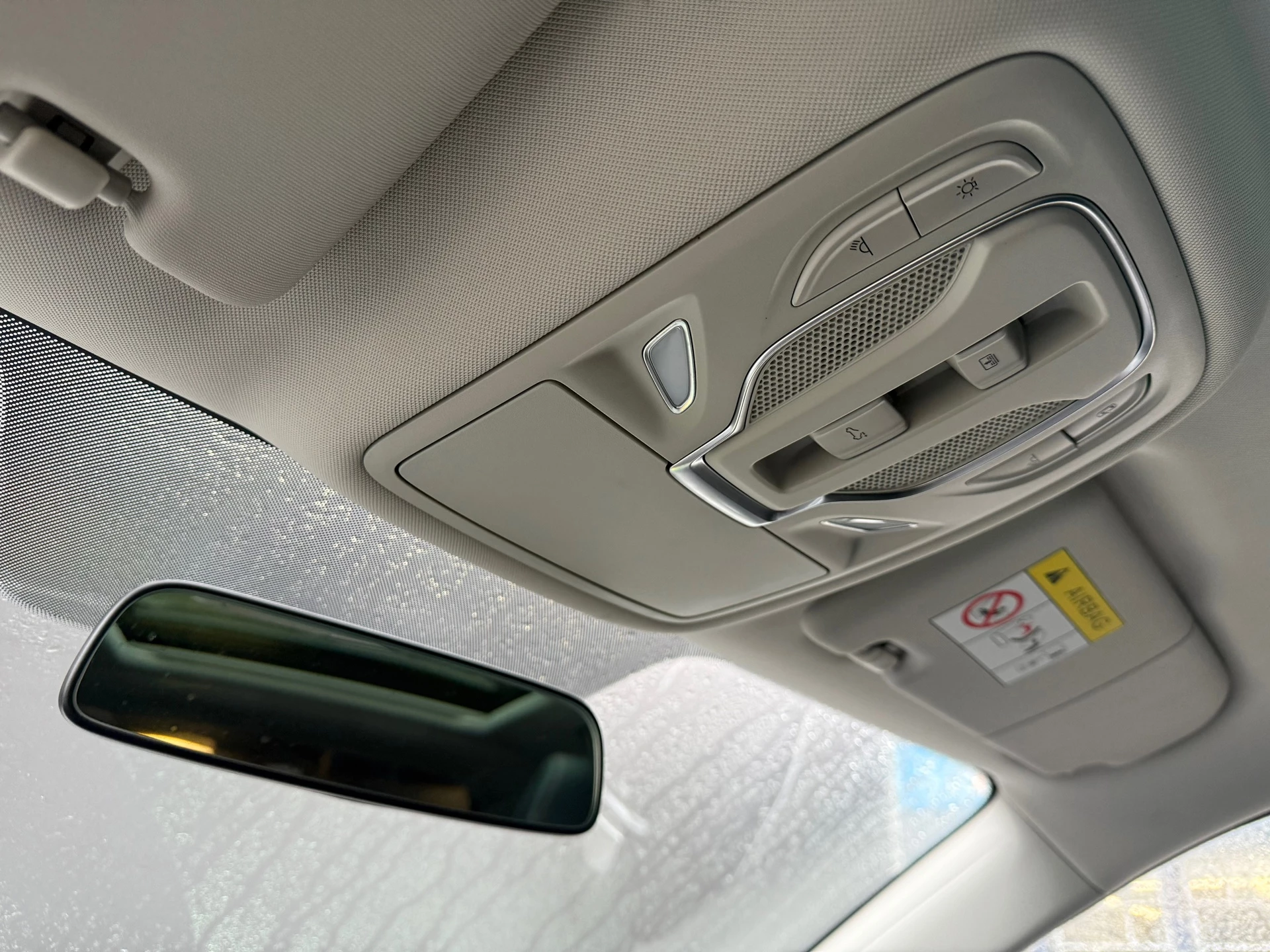 Hoofdafbeelding MG HS