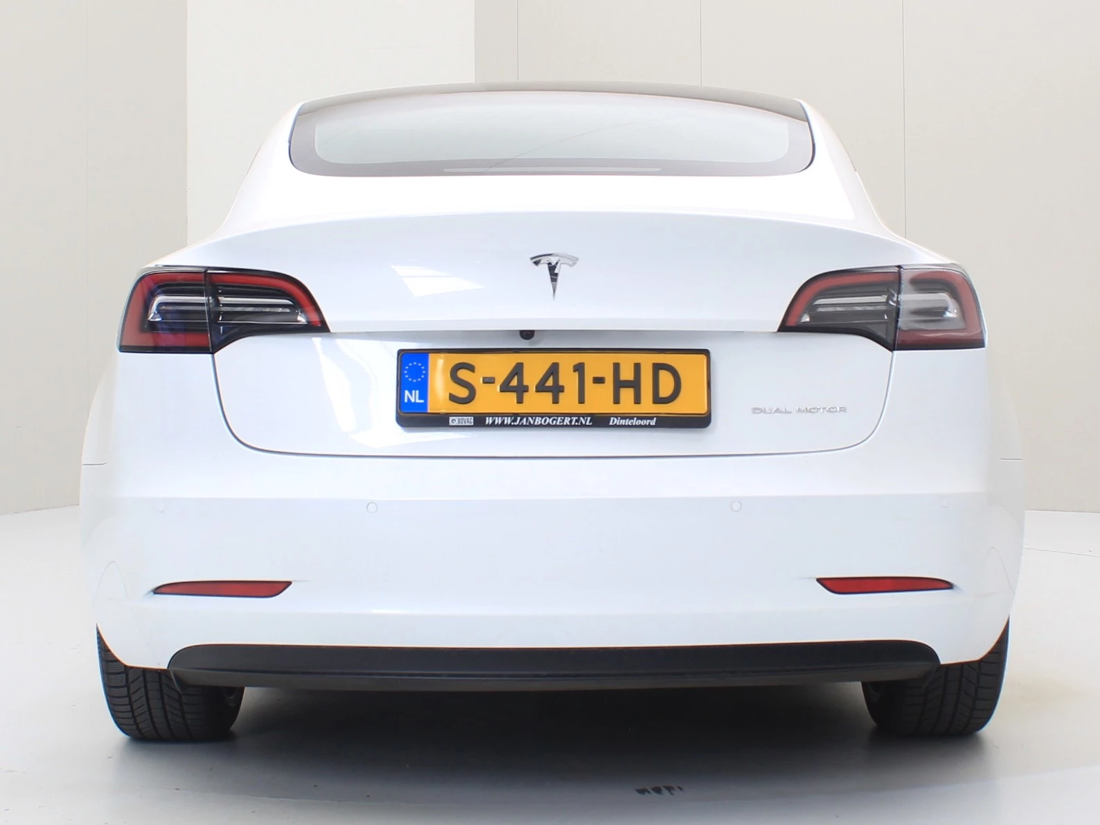 Hoofdafbeelding Tesla Model 3