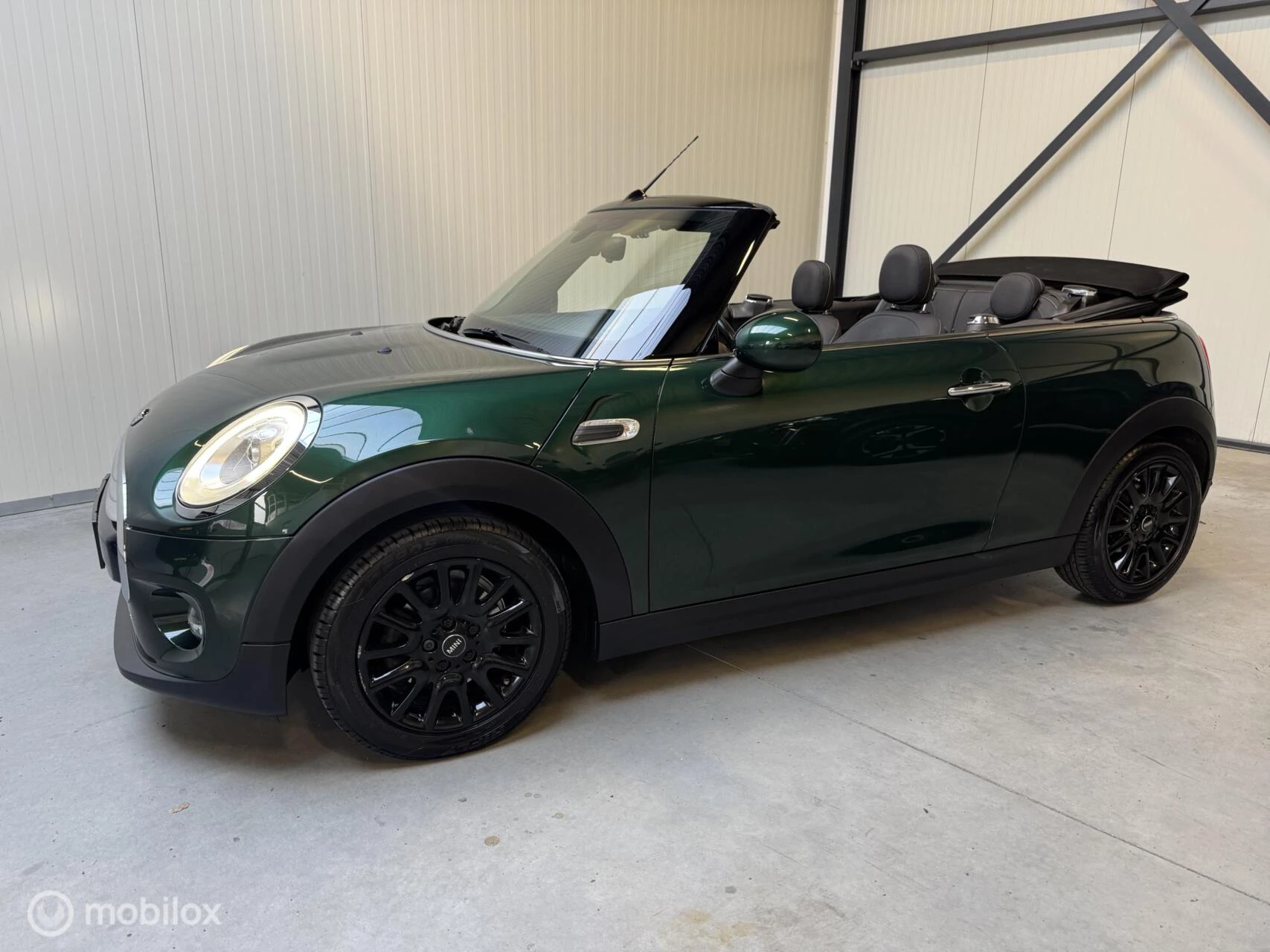 Hoofdafbeelding MINI Cooper Cabrio