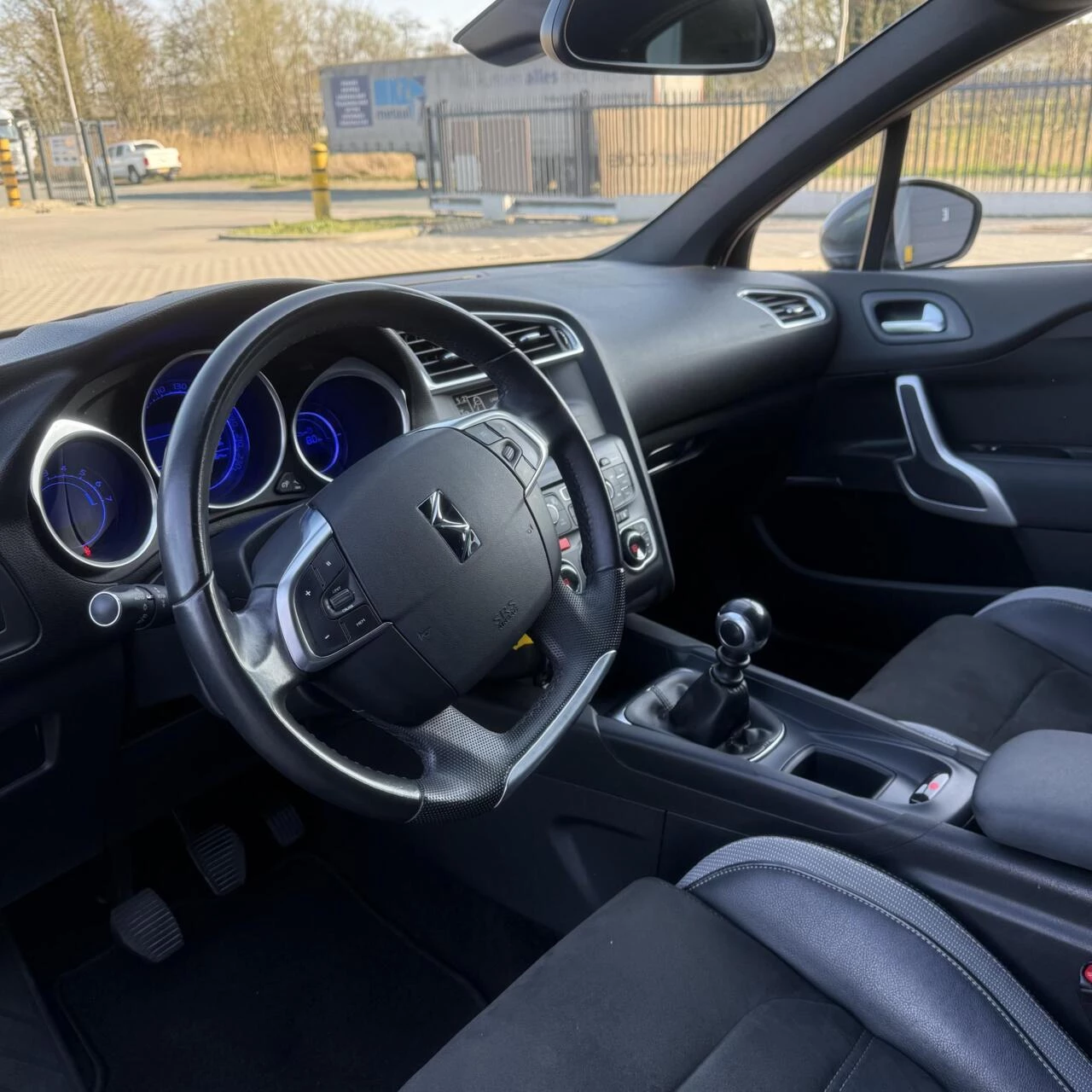 Hoofdafbeelding DS DS 4
