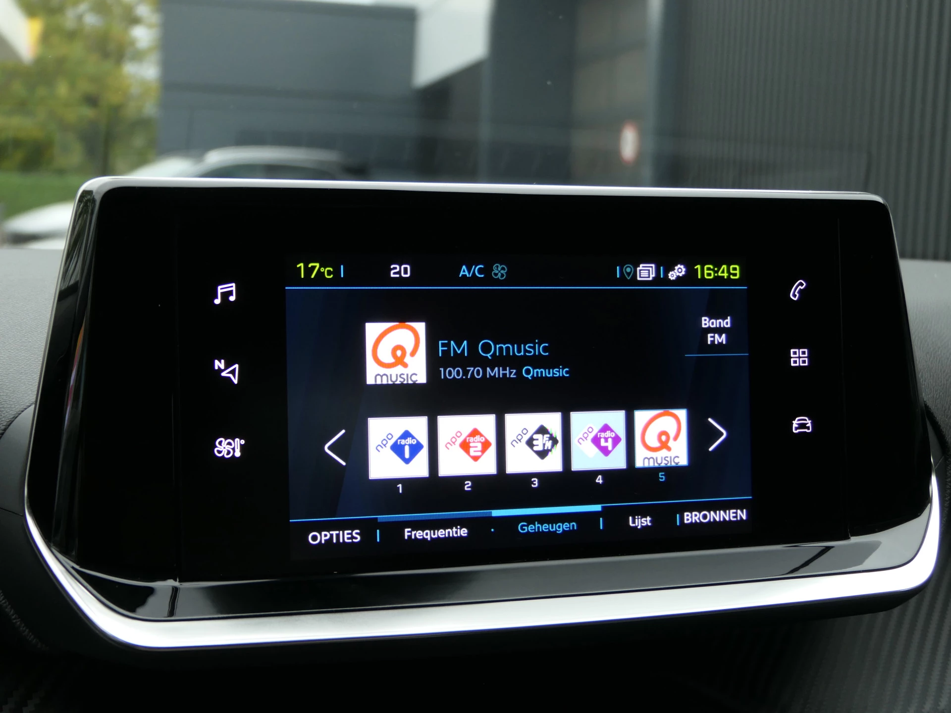 Hoofdafbeelding Peugeot e-208